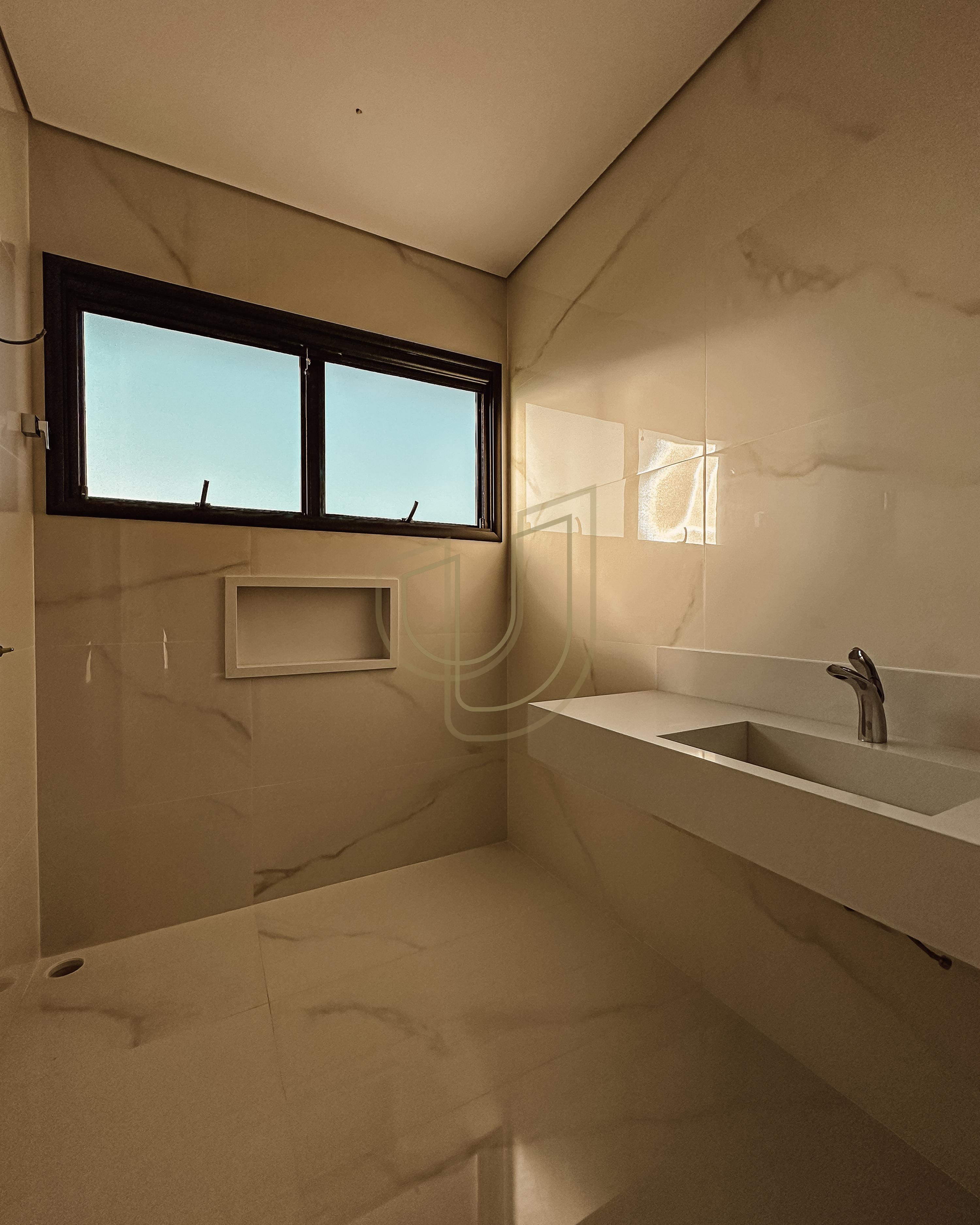 Mans&atilde;o de luxo com projeto contempor&acirc;neo com 5 su&iacute;tes em Urbanova - S&atilde;o Jos&eacute; dos Campos/SP  São José dos Campos - 