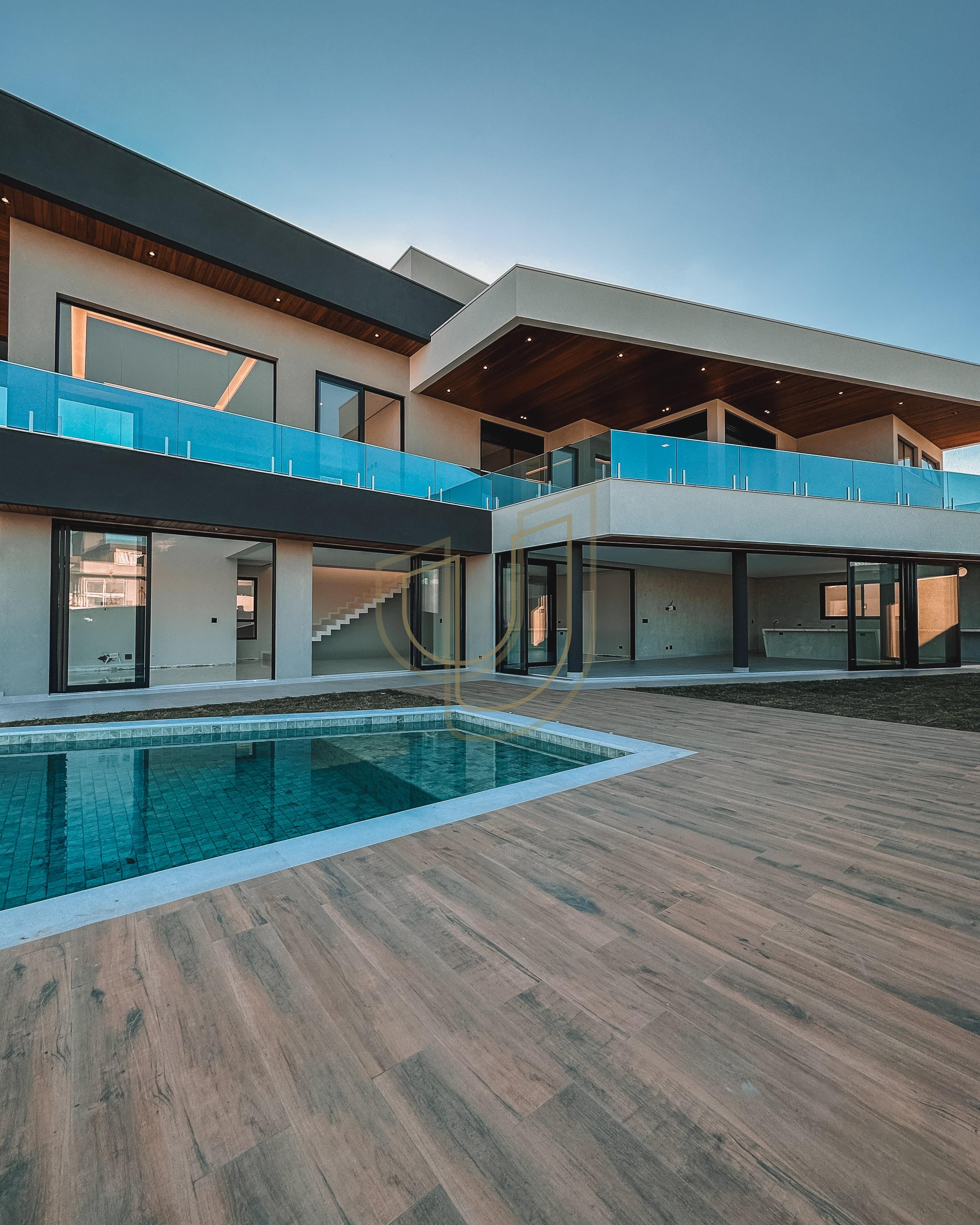 Mans&atilde;o de luxo com projeto contempor&acirc;neo com 5 su&iacute;tes em Urbanova - S&atilde;o Jos&eacute; dos Campos/SP  São José dos Campos - 