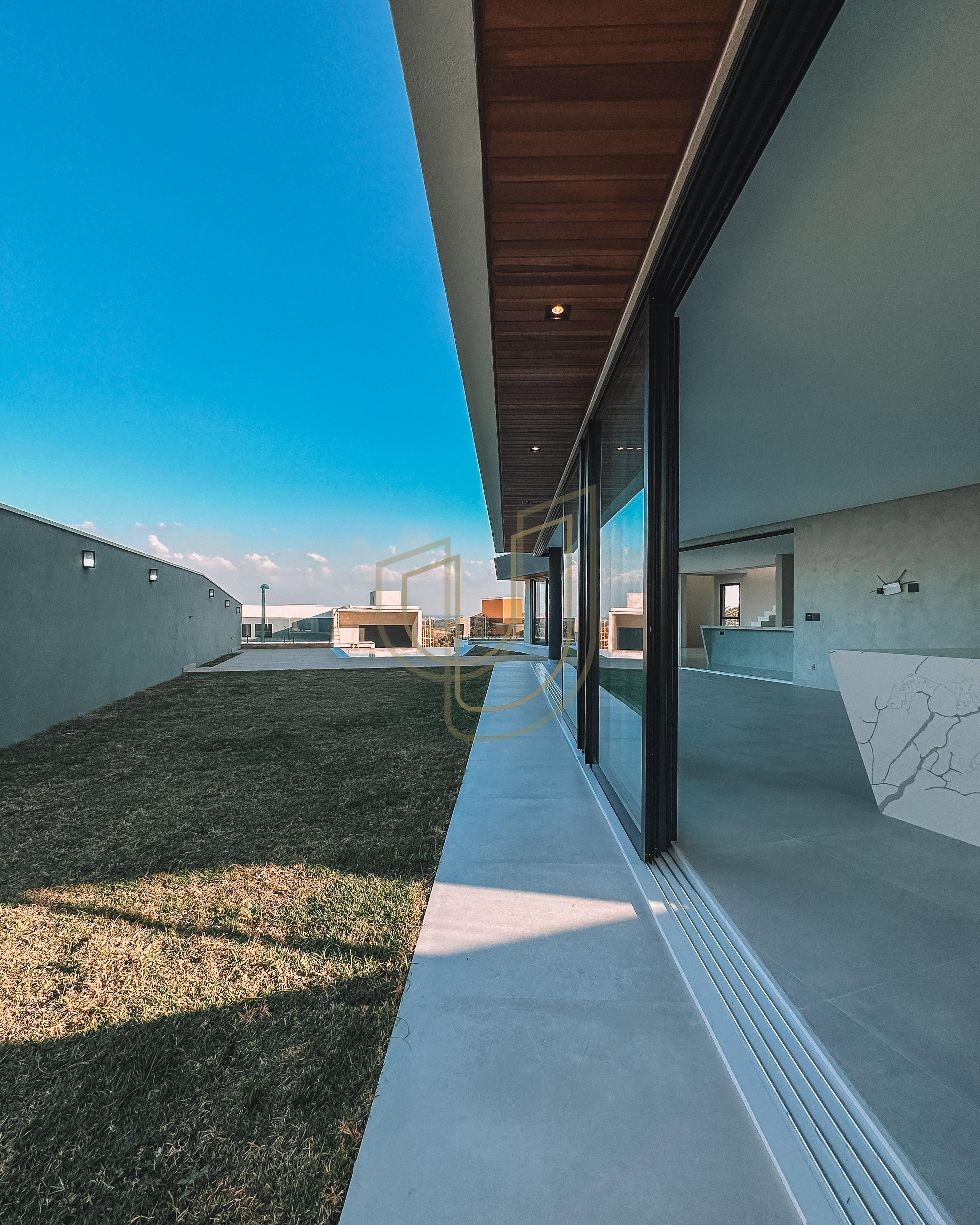 Mans&atilde;o de luxo com projeto contempor&acirc;neo com 5 su&iacute;tes em Urbanova - S&atilde;o Jos&eacute; dos Campos/SP  São José dos Campos - 