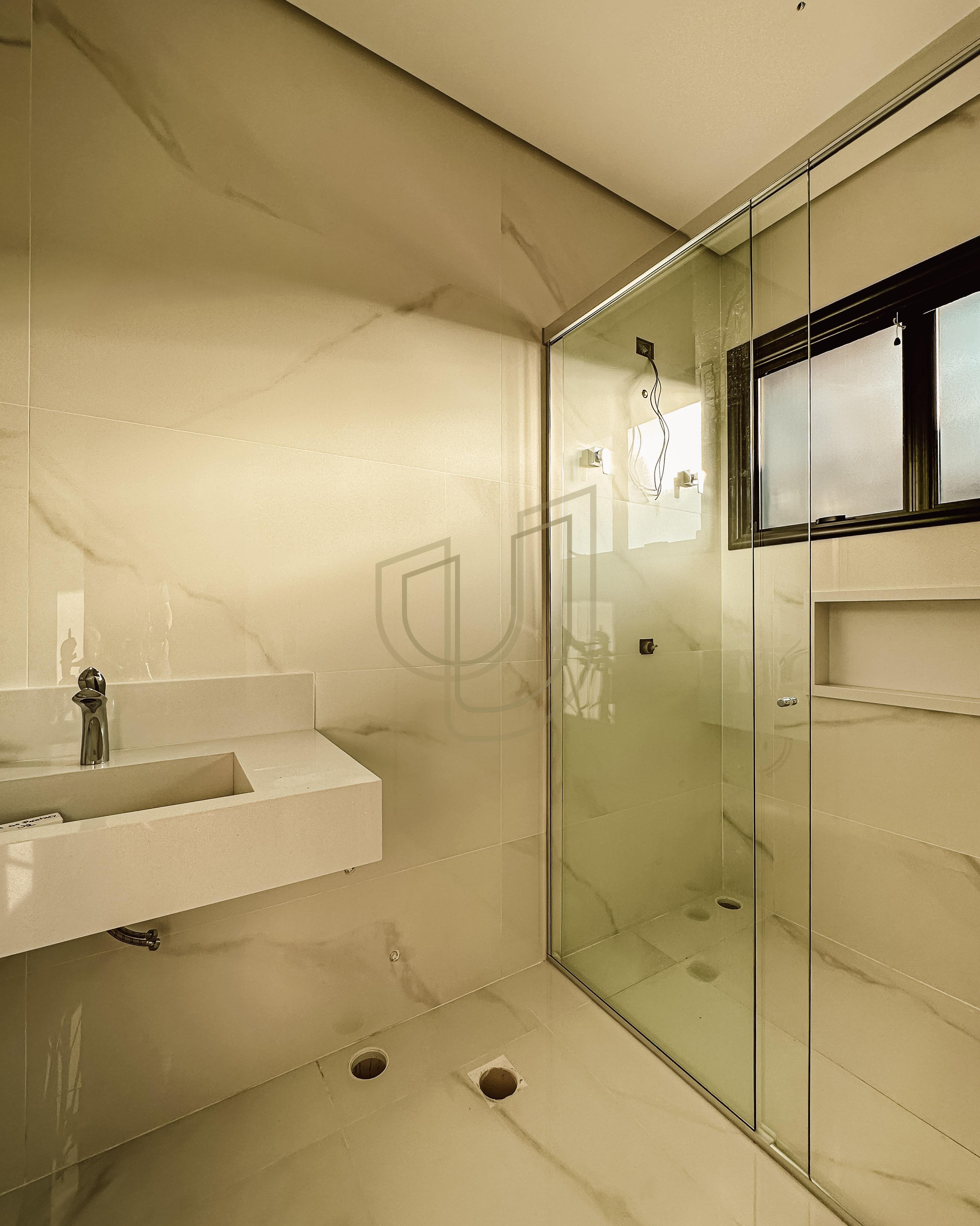 Mans&atilde;o de luxo com projeto contempor&acirc;neo com 5 su&iacute;tes em Urbanova - S&atilde;o Jos&eacute; dos Campos/SP  São José dos Campos - 