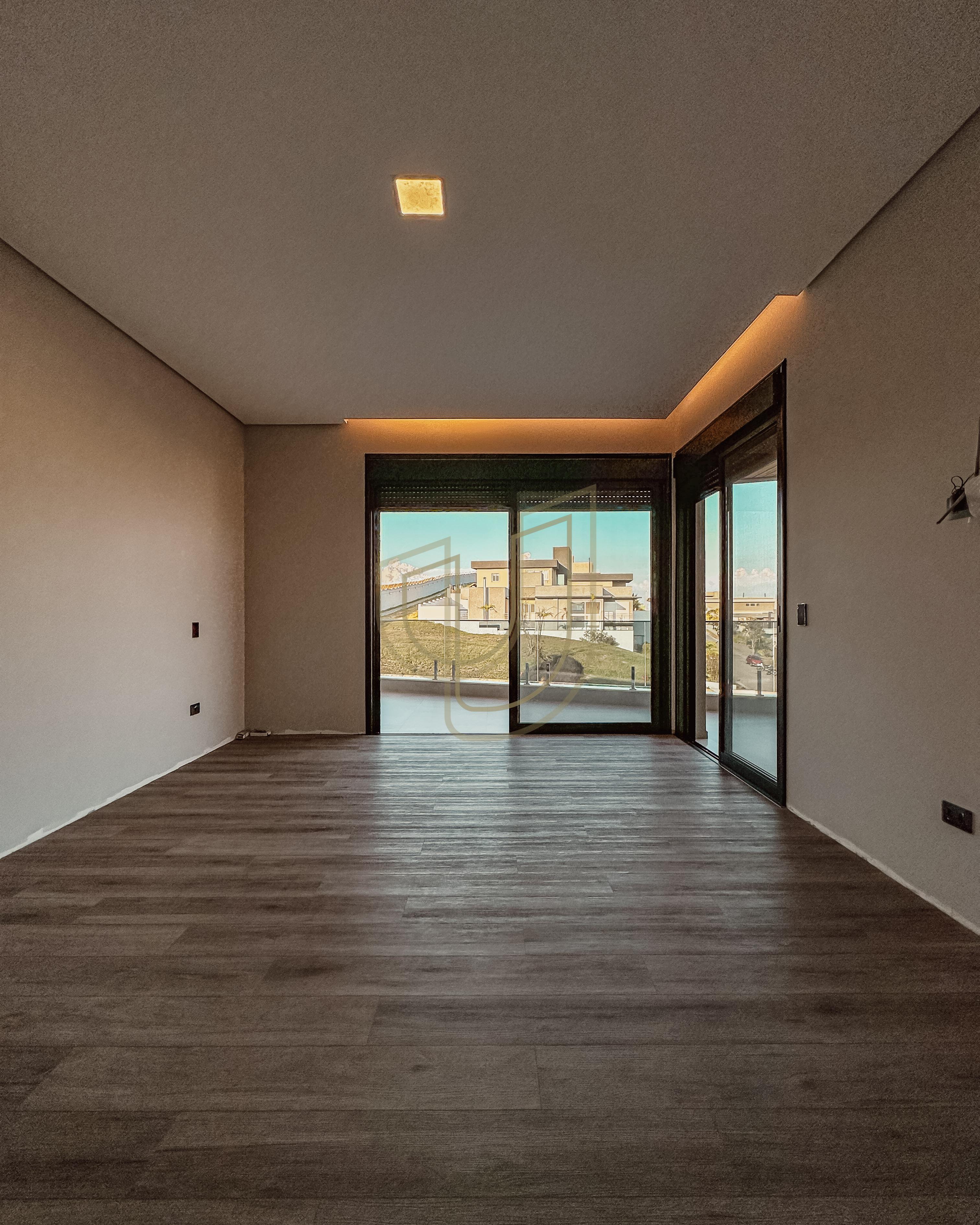 Mans&atilde;o de luxo com projeto contempor&acirc;neo com 5 su&iacute;tes em Urbanova - S&atilde;o Jos&eacute; dos Campos/SP  São José dos Campos - 