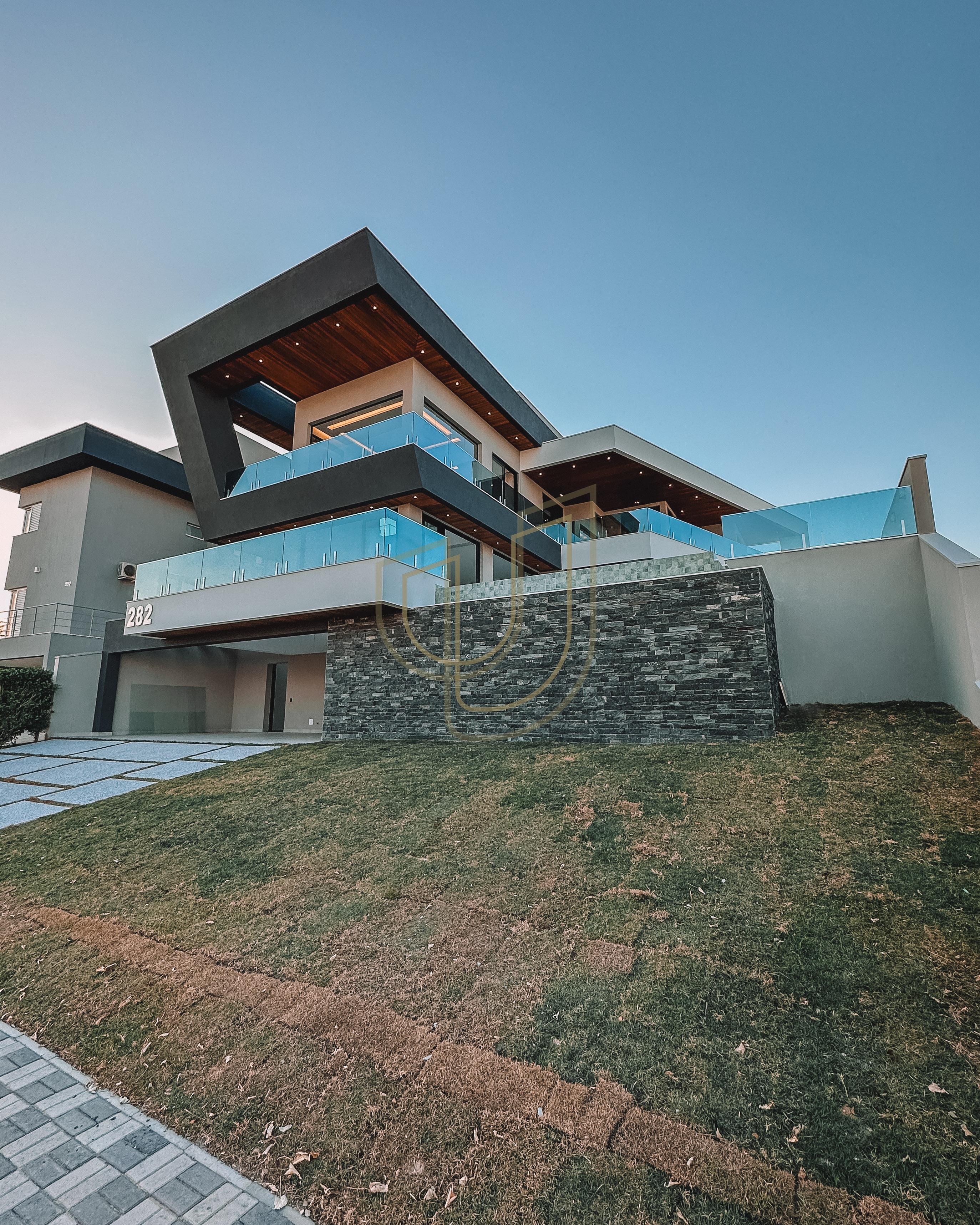 Mans&atilde;o de luxo com projeto contempor&acirc;neo com 5 su&iacute;tes em Urbanova - S&atilde;o Jos&eacute; dos Campos/SP  São José dos Campos - 