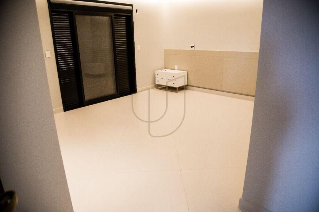 Mans&atilde;o luxuosa com projeto atemporal com 6 su&iacute;tes no Jd. Colinas - S&atilde;o Jos&eacute; dos Campos/SP  São José dos Campos - 