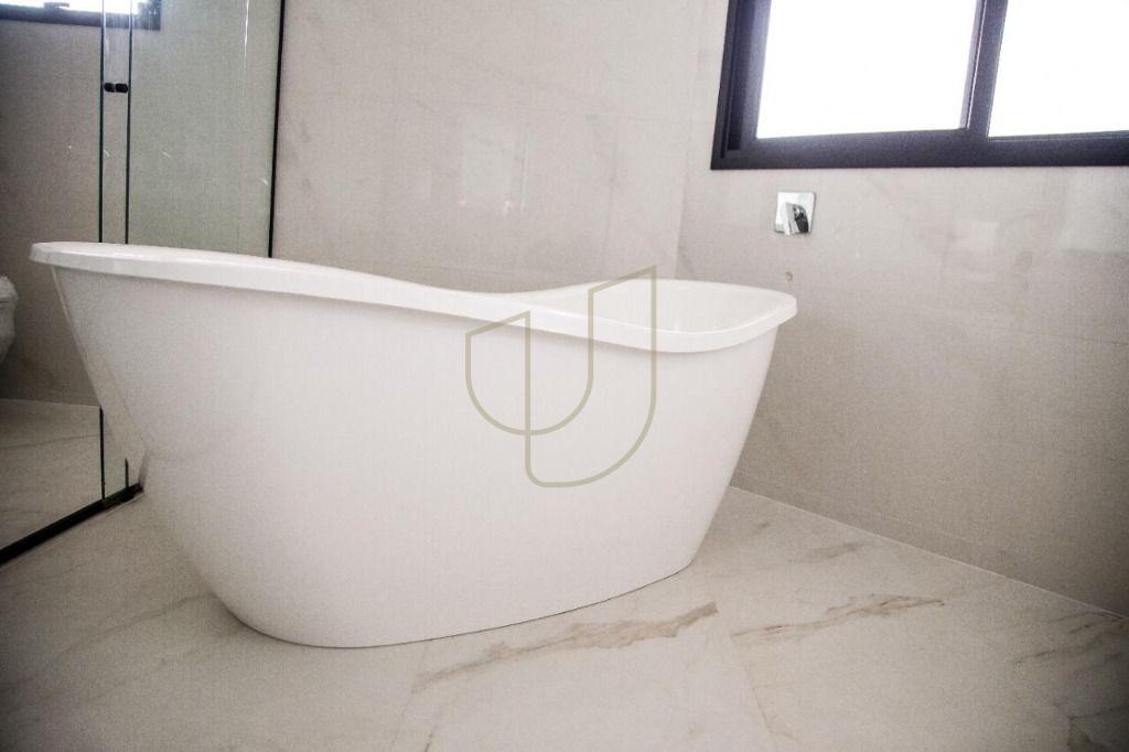 Mans&atilde;o luxuosa com projeto atemporal com 6 su&iacute;tes no Jd. Colinas - S&atilde;o Jos&eacute; dos Campos/SP  São José dos Campos - 