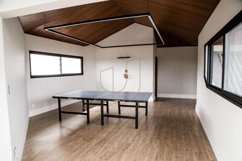 Mans&atilde;o luxuosa com projeto atemporal com 6 su&iacute;tes no Jd. Colinas - S&atilde;o Jos&eacute; dos Campos/SP  São José dos Campos - 