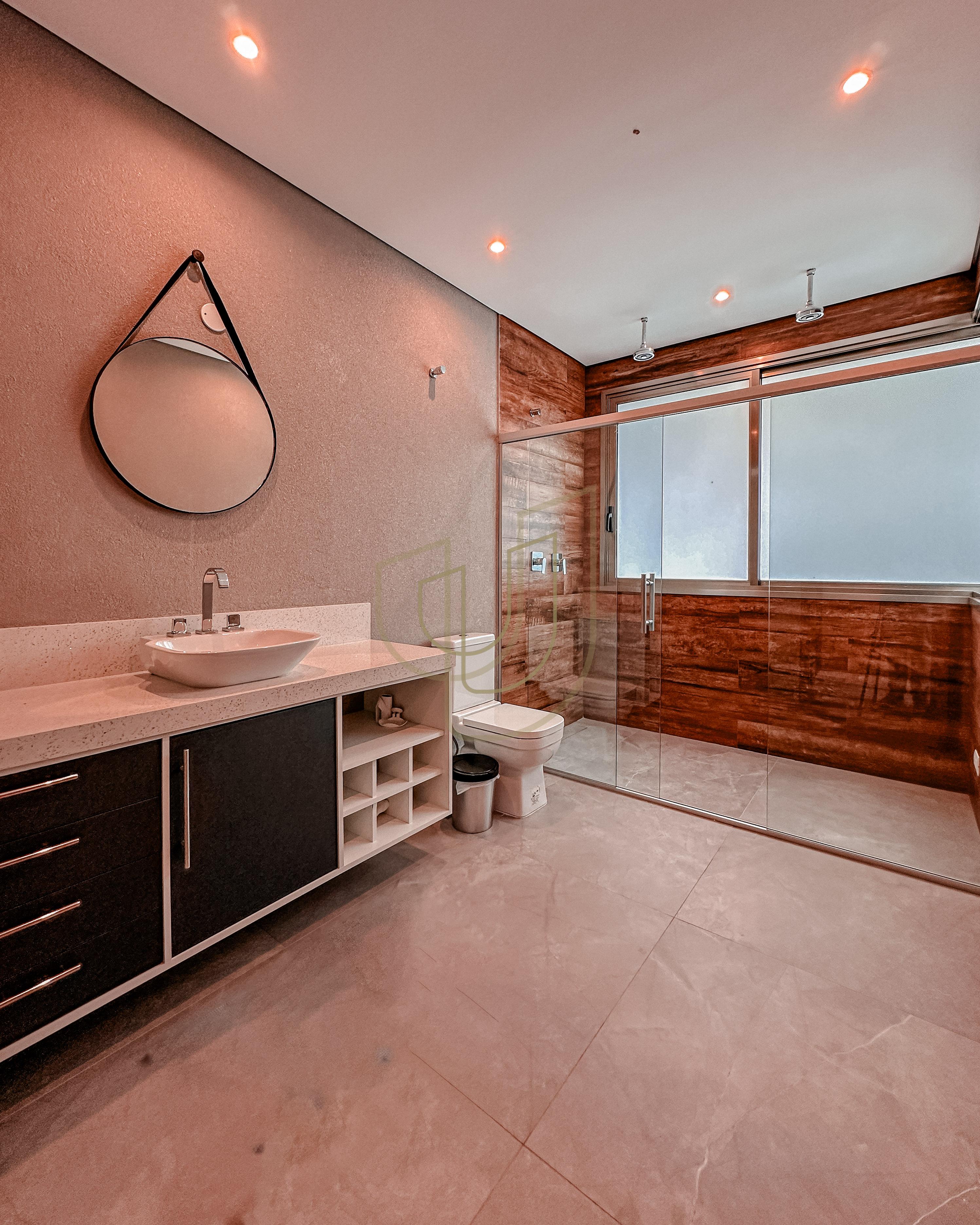 Mans&atilde;o de luxo com arquitetura em meio as rochas com 7 su&iacute;tes em Centro - Ilhabela/SP  Ilhabela - 