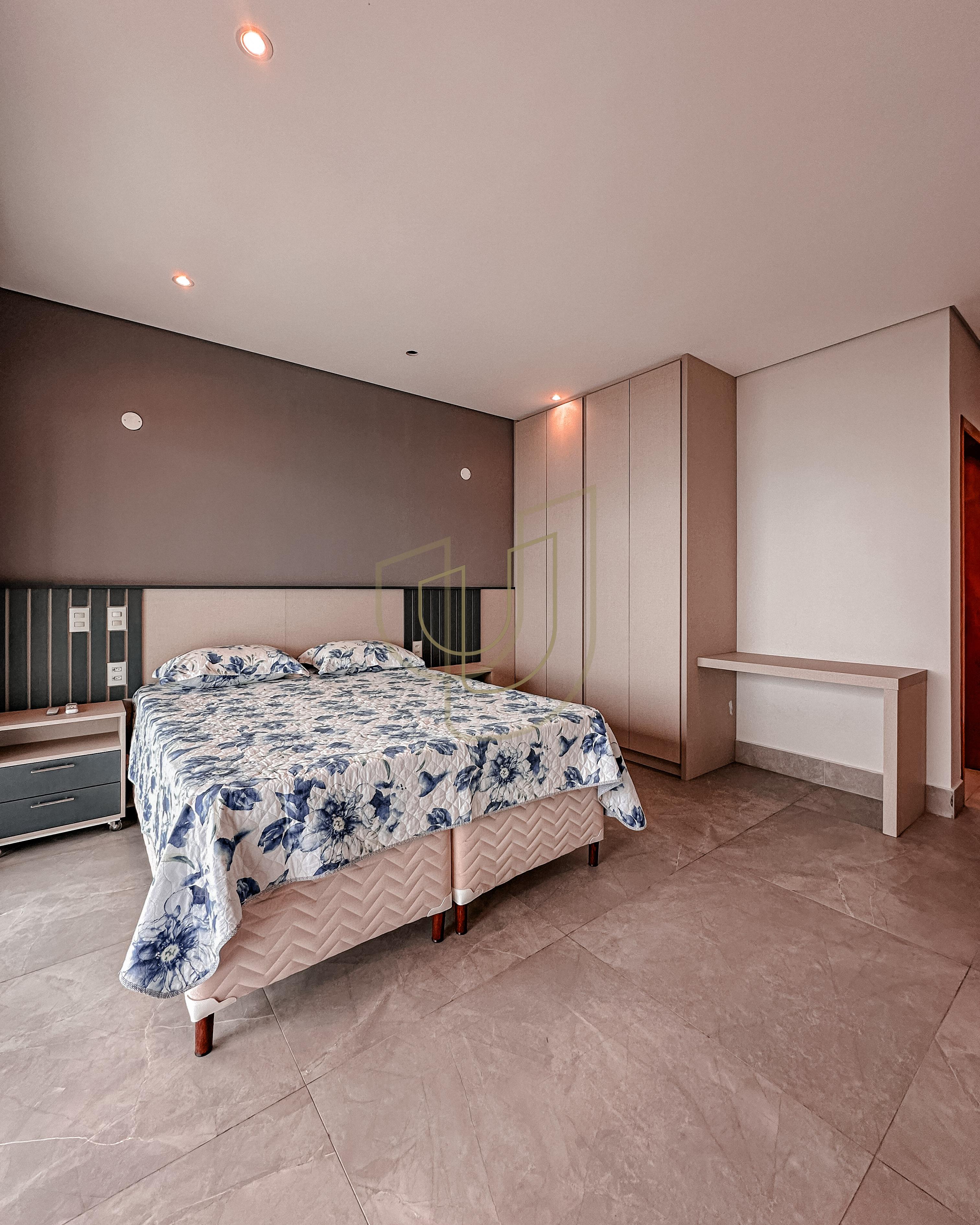 Mans&atilde;o de luxo com arquitetura em meio as rochas com 7 su&iacute;tes em Centro - Ilhabela/SP  Ilhabela - 