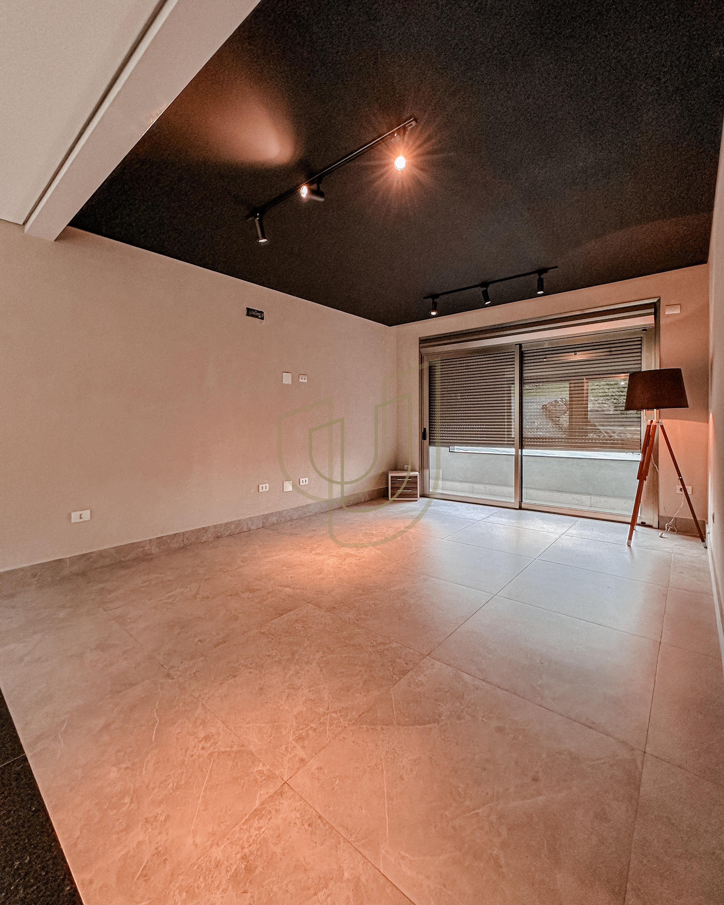 Mans&atilde;o de luxo com arquitetura em meio as rochas com 7 su&iacute;tes em Centro - Ilhabela/SP  Ilhabela - 