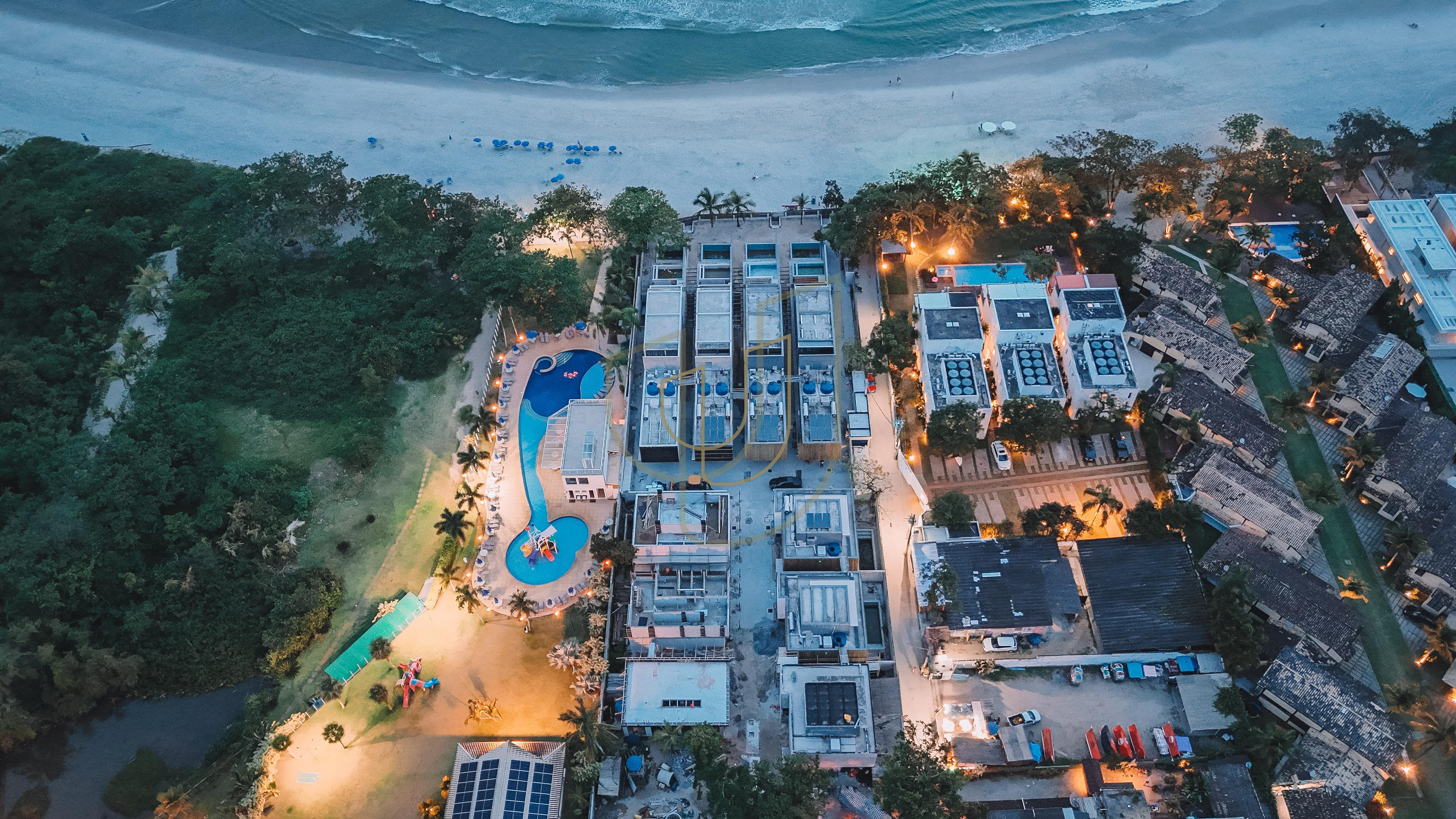CONDOM&Iacute;NIO DE ALTO PADR&Atilde;O E P&Eacute; NA AREIA EM CAMBURI - S&Atilde;O SEBASTI&Atilde;O/SP  São Sebastião - 