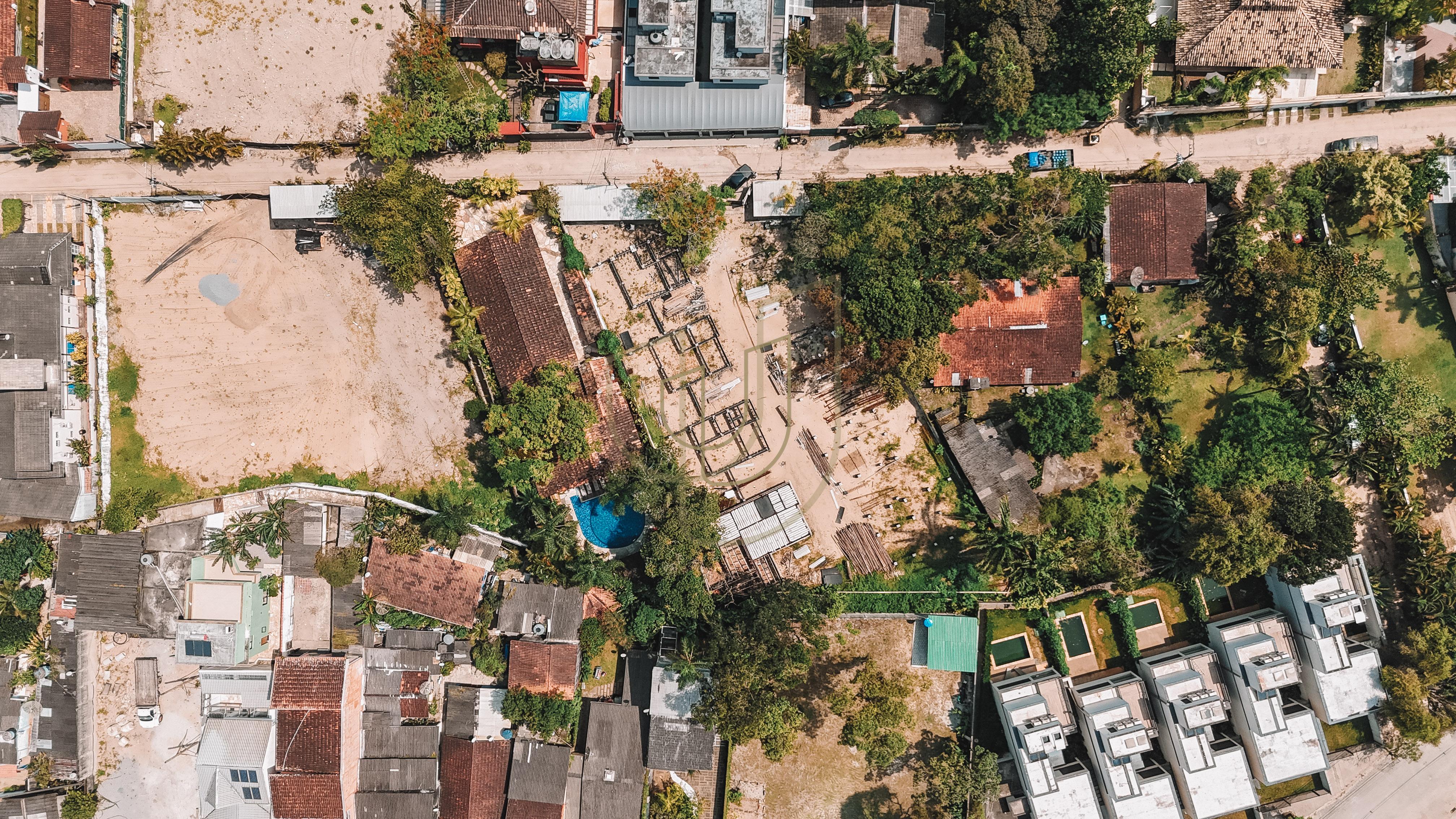 CONDOM&Iacute;NIO ALTO PADR&Atilde;O NA PRAIA BARRA DO UNA - S&Atilde;O SEBASTI&Atilde;O/SP  São Sebastião - 
