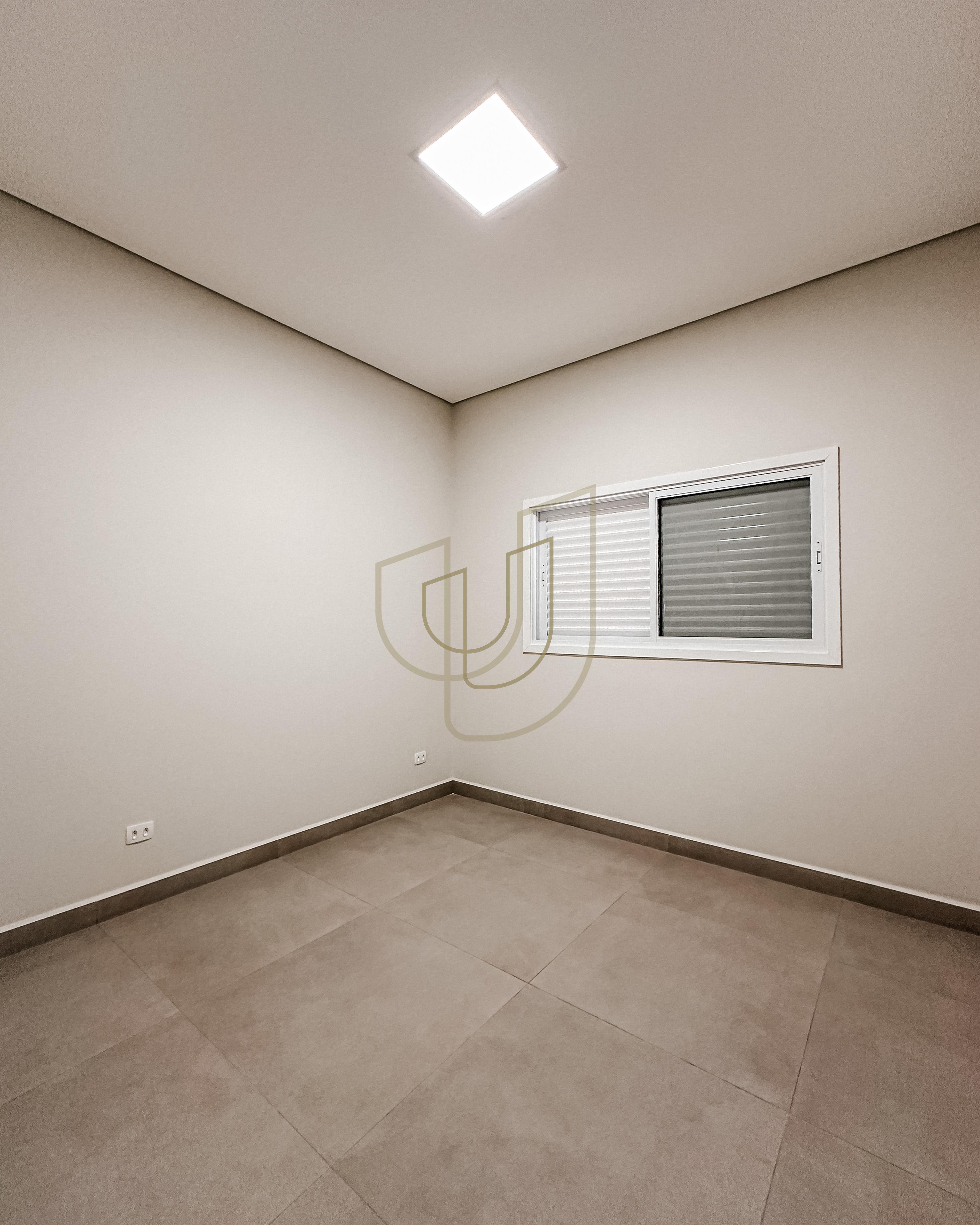 Casa com projeto funcional rec&eacute;m-constru&iacute;da no Vila Branca - Jacare&iacute;/SP  Jacareí - 