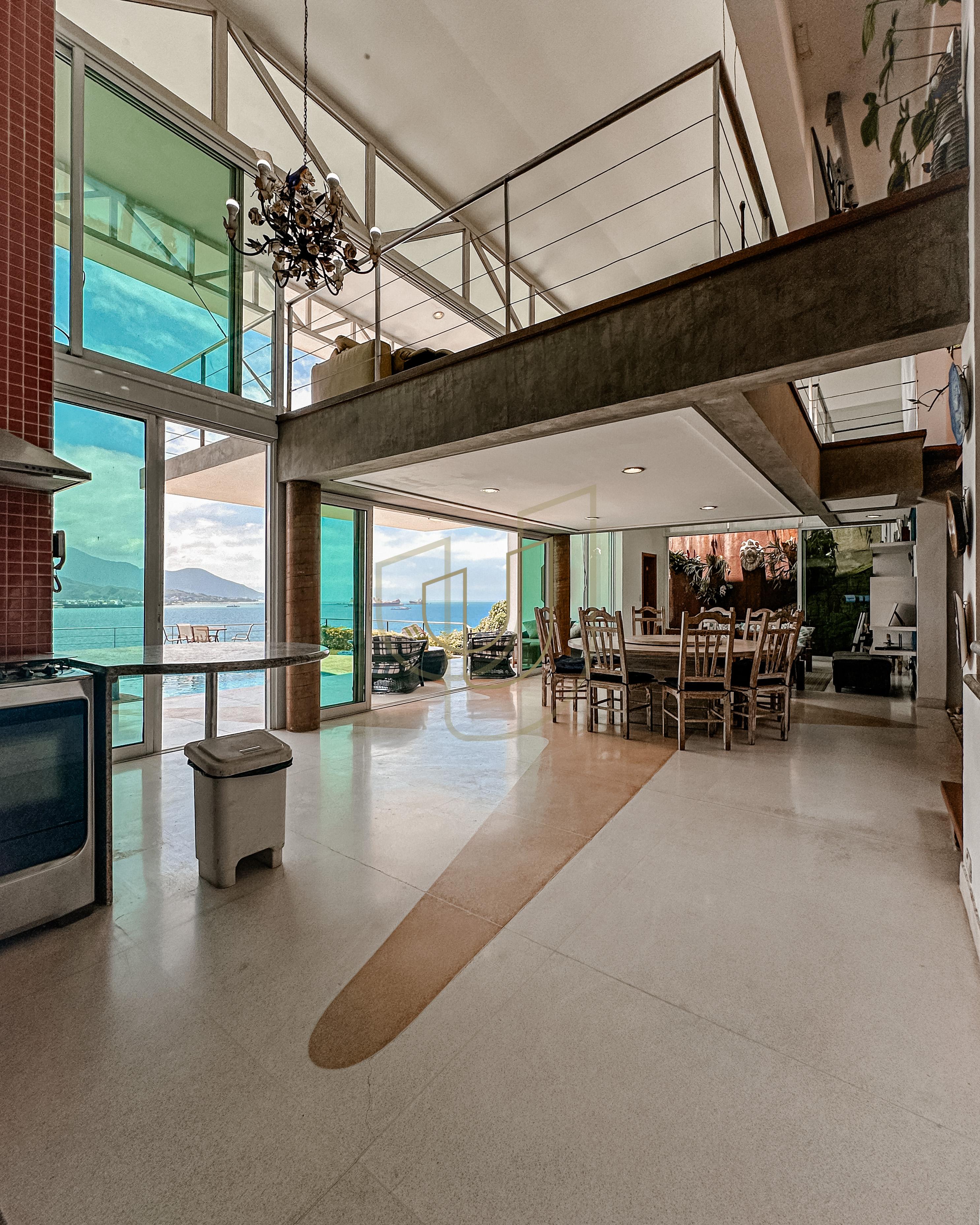 Mans&atilde;o incr&iacute;vel com vista mar e lazer suspenso em Ilhabela/SP  Ilhabela - 