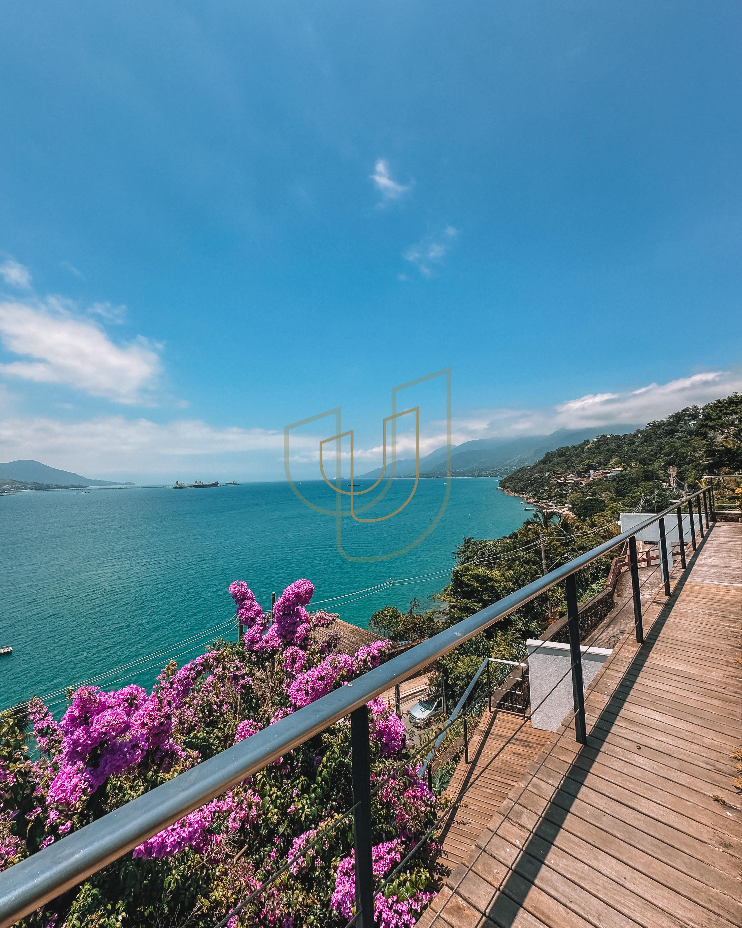 Mans&atilde;o incr&iacute;vel com vista mar e lazer suspenso em Ilhabela/SP  Ilhabela - 