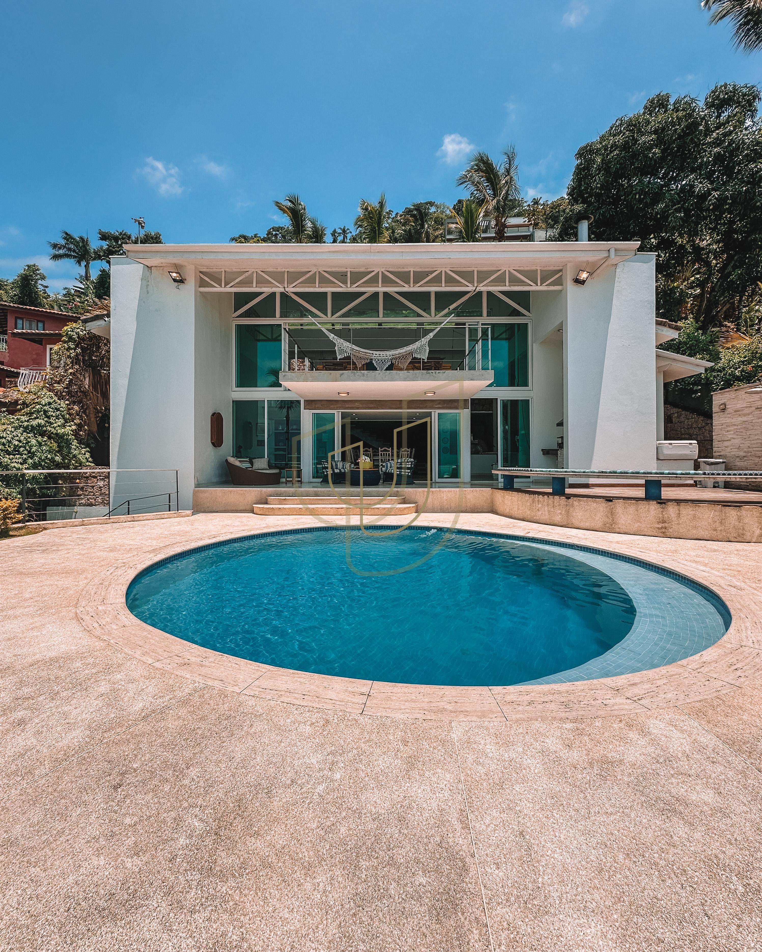 Mans&atilde;o incr&iacute;vel com vista mar e lazer suspenso em Ilhabela/SP  Ilhabela - 