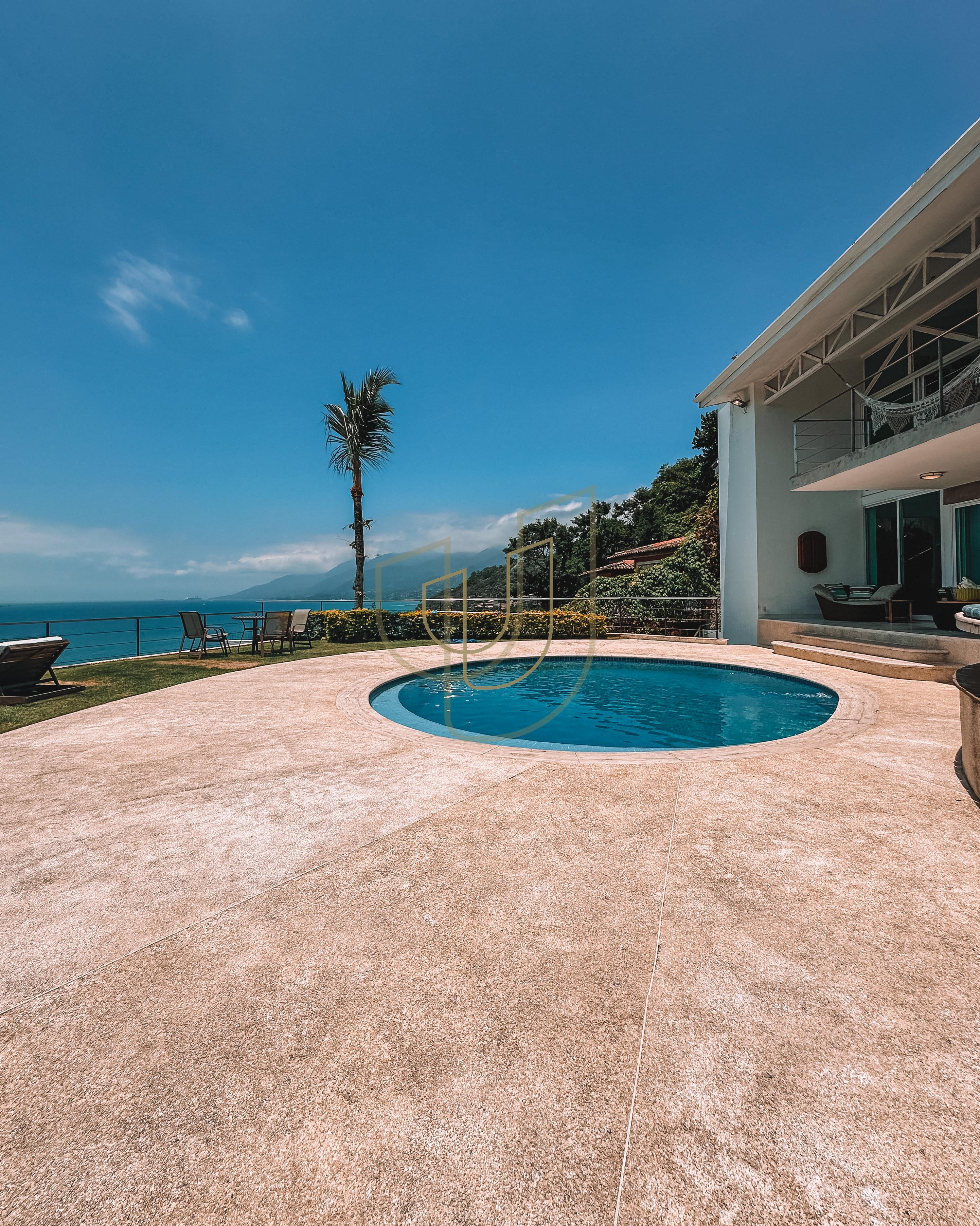 Mans&atilde;o incr&iacute;vel com vista mar e lazer suspenso em Ilhabela/SP  Ilhabela - 