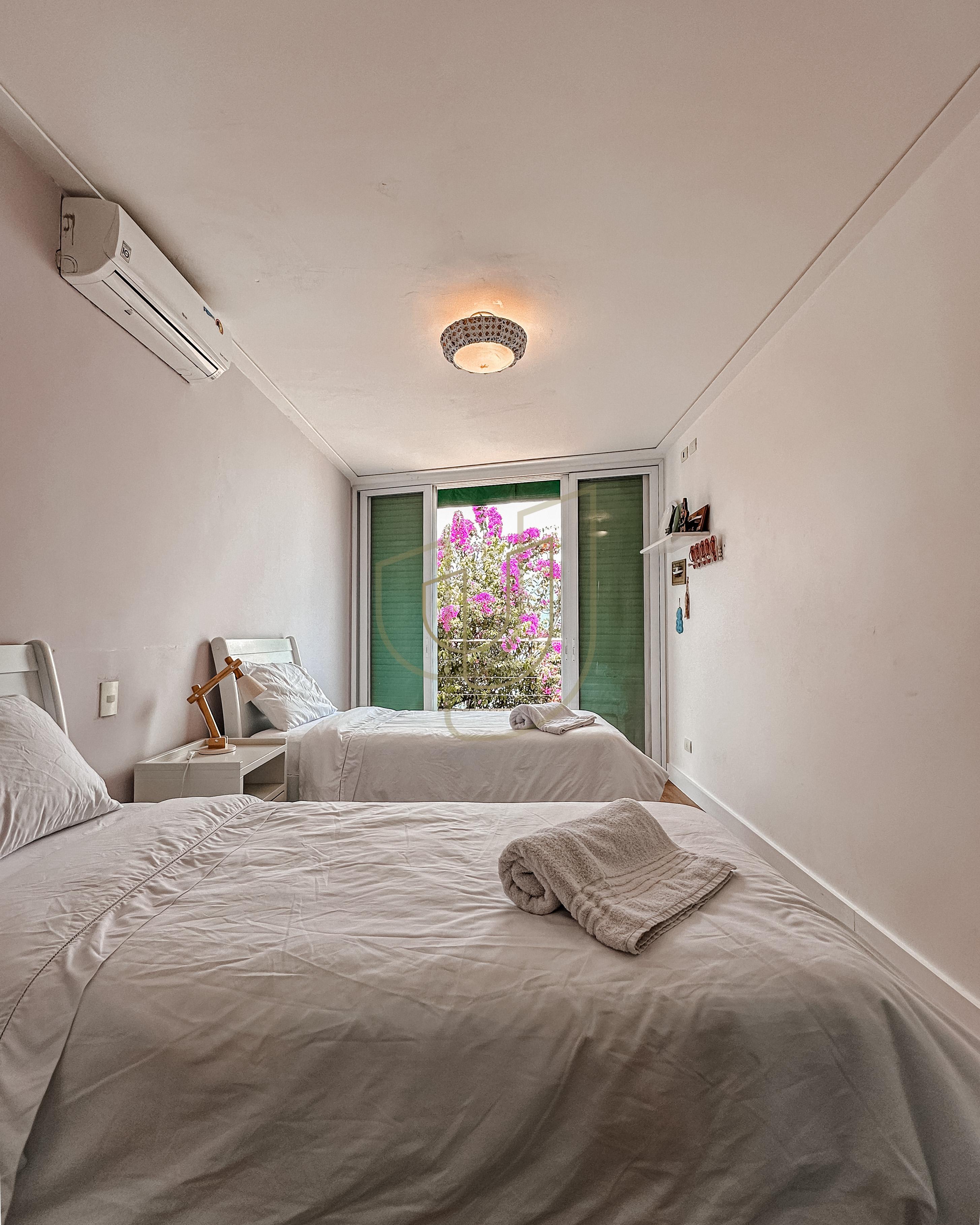 Mans&atilde;o incr&iacute;vel com vista mar e lazer suspenso em Ilhabela/SP  Ilhabela - 