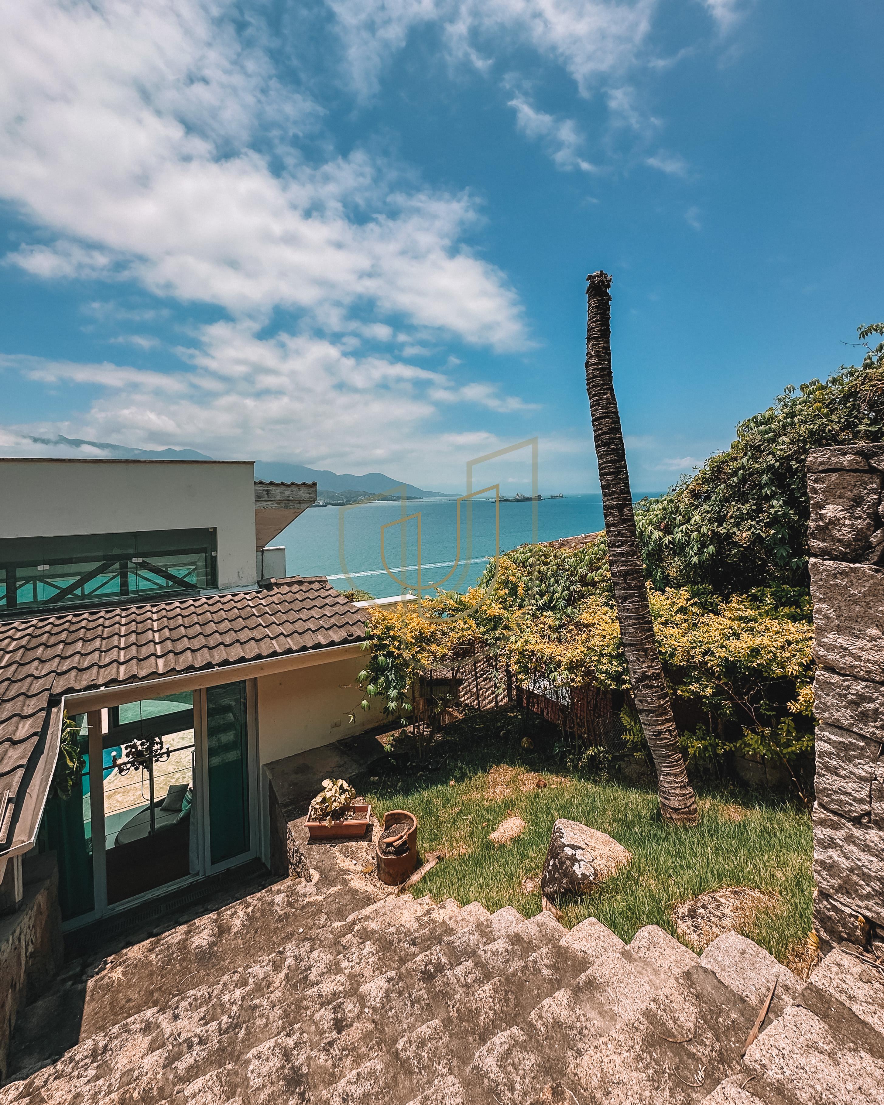 Mans&atilde;o incr&iacute;vel com vista mar e lazer suspenso em Ilhabela/SP  Ilhabela - 