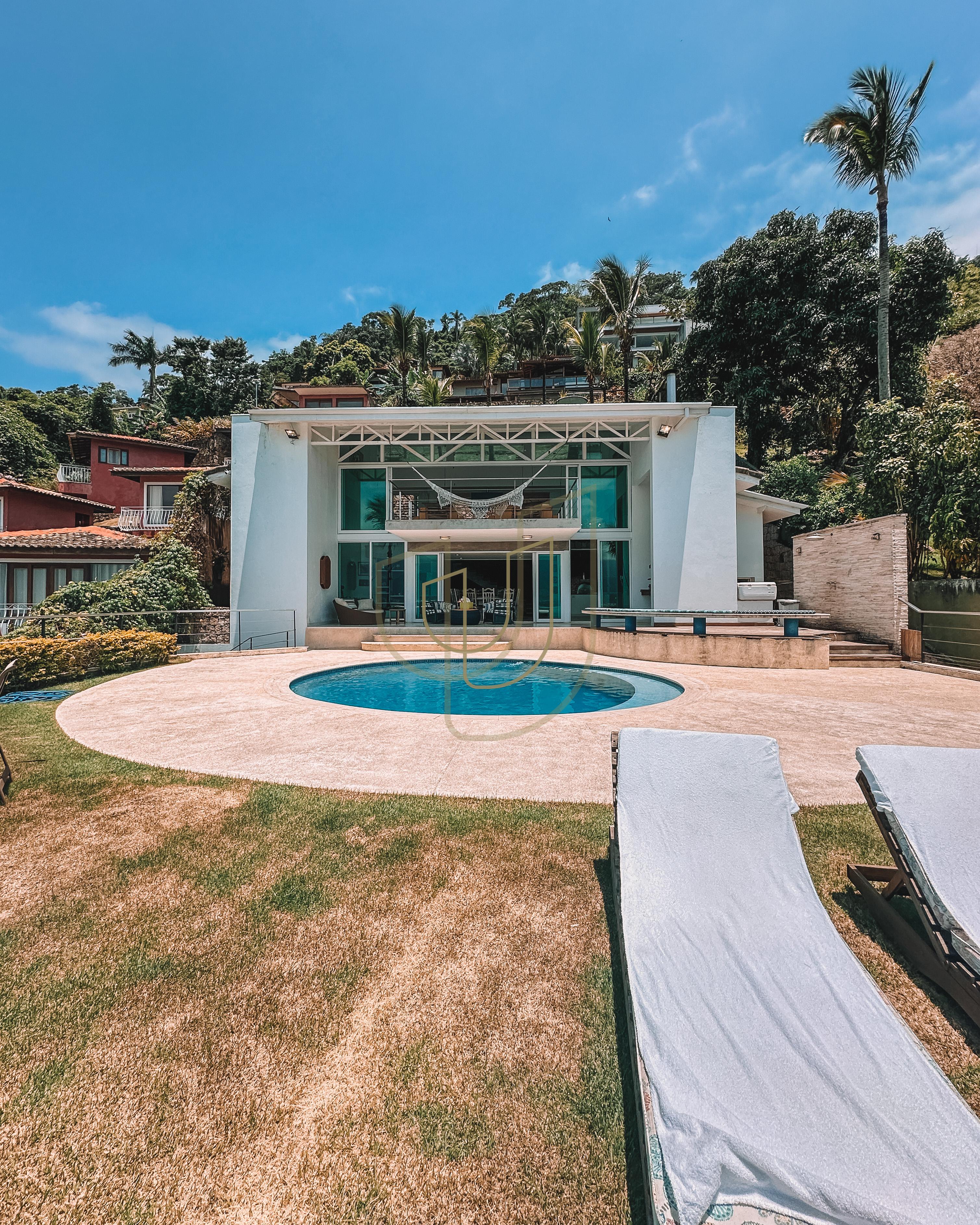 Mans&atilde;o incr&iacute;vel com vista mar e lazer suspenso em Ilhabela/SP  Ilhabela - 