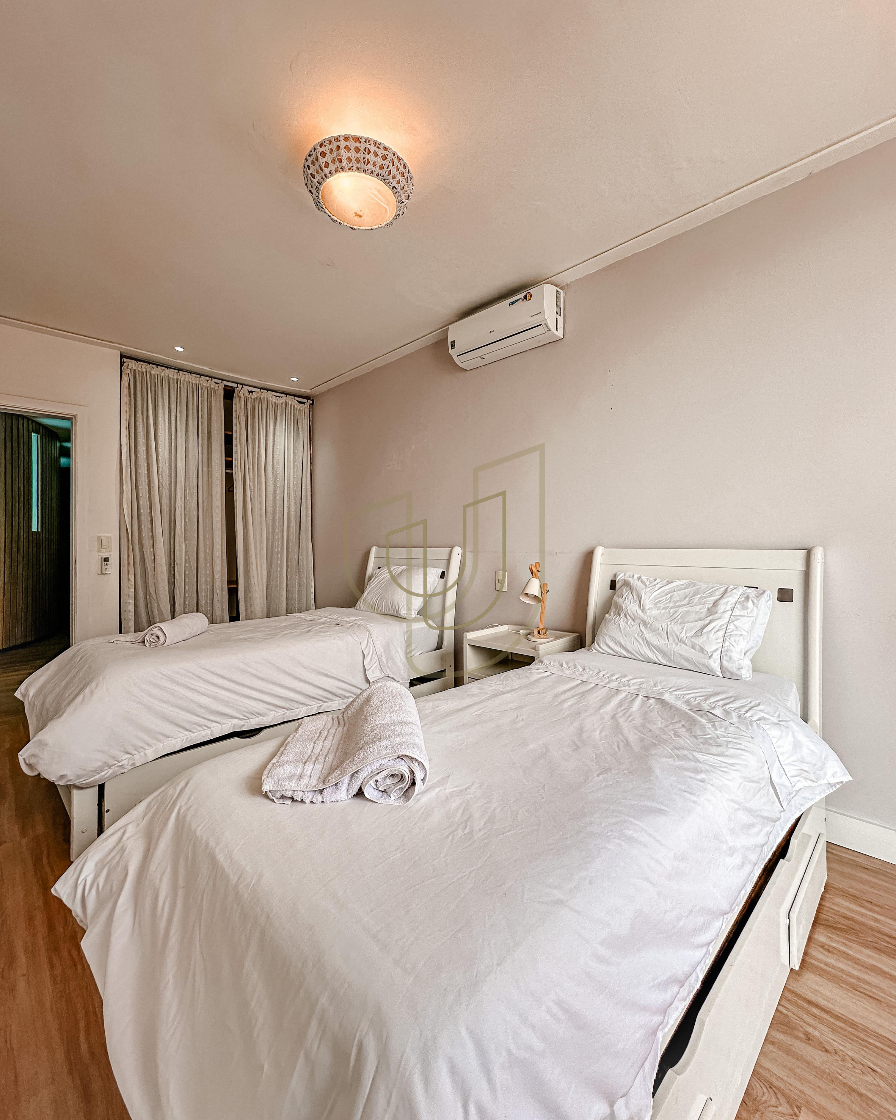 Mans&atilde;o incr&iacute;vel com vista mar e lazer suspenso em Ilhabela/SP  Ilhabela - 