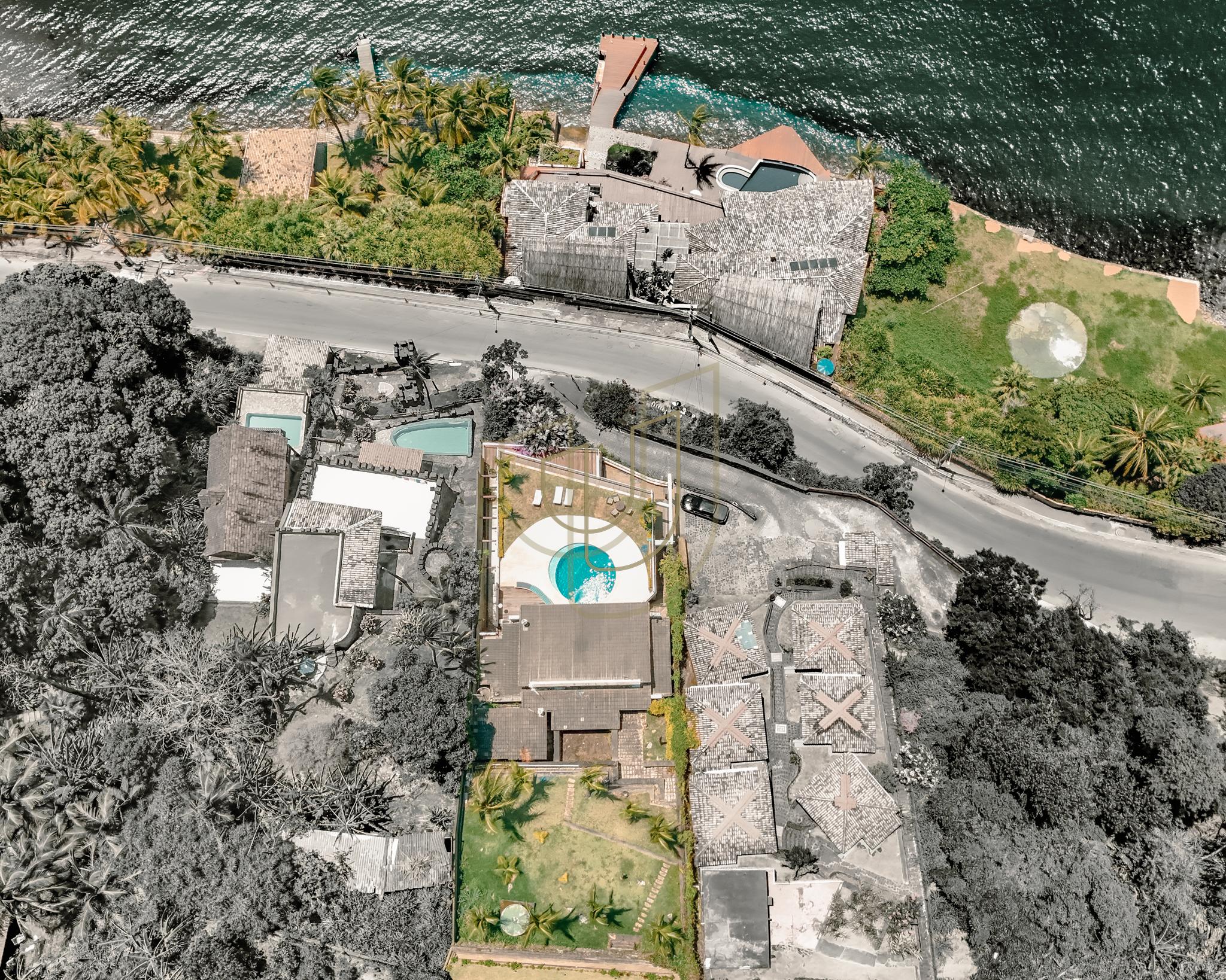 Mans&atilde;o incr&iacute;vel com vista mar e lazer suspenso em Ilhabela/SP  Ilhabela - 