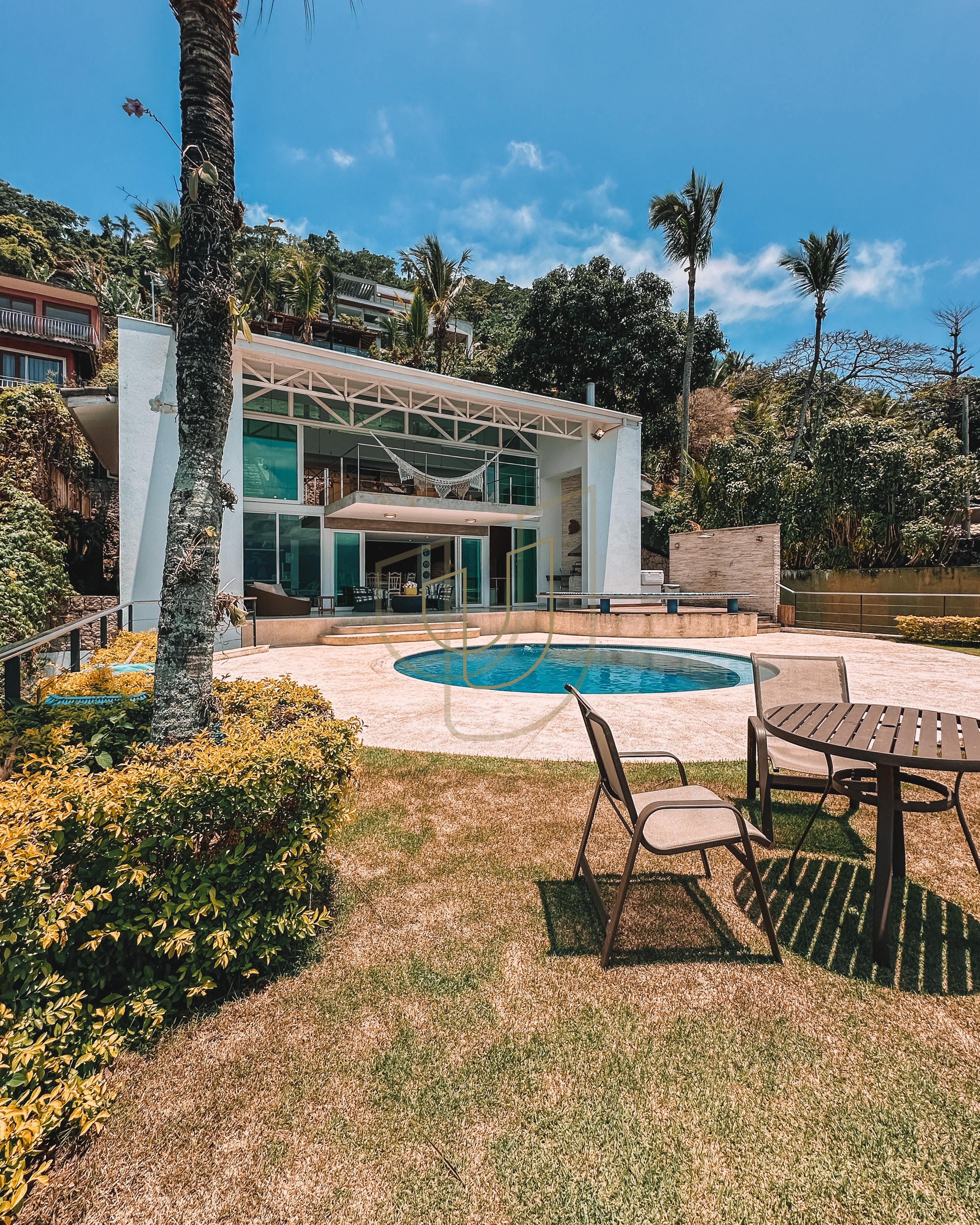 Mans&atilde;o incr&iacute;vel com vista mar e lazer suspenso em Ilhabela/SP  Ilhabela - 