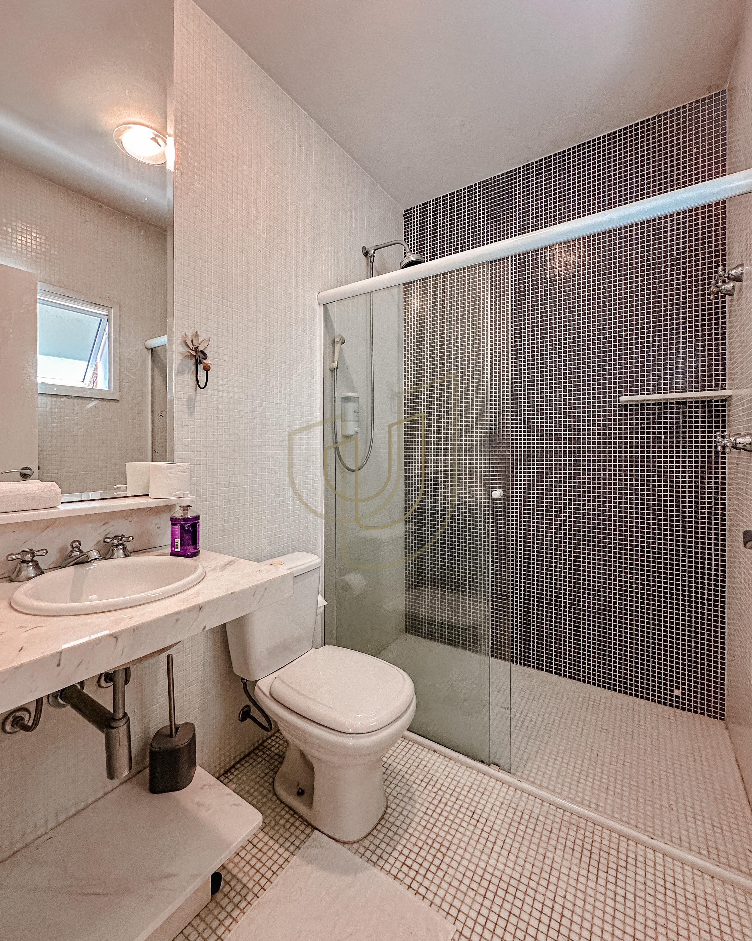 Mans&atilde;o incr&iacute;vel com vista mar e lazer suspenso em Ilhabela/SP  Ilhabela - 