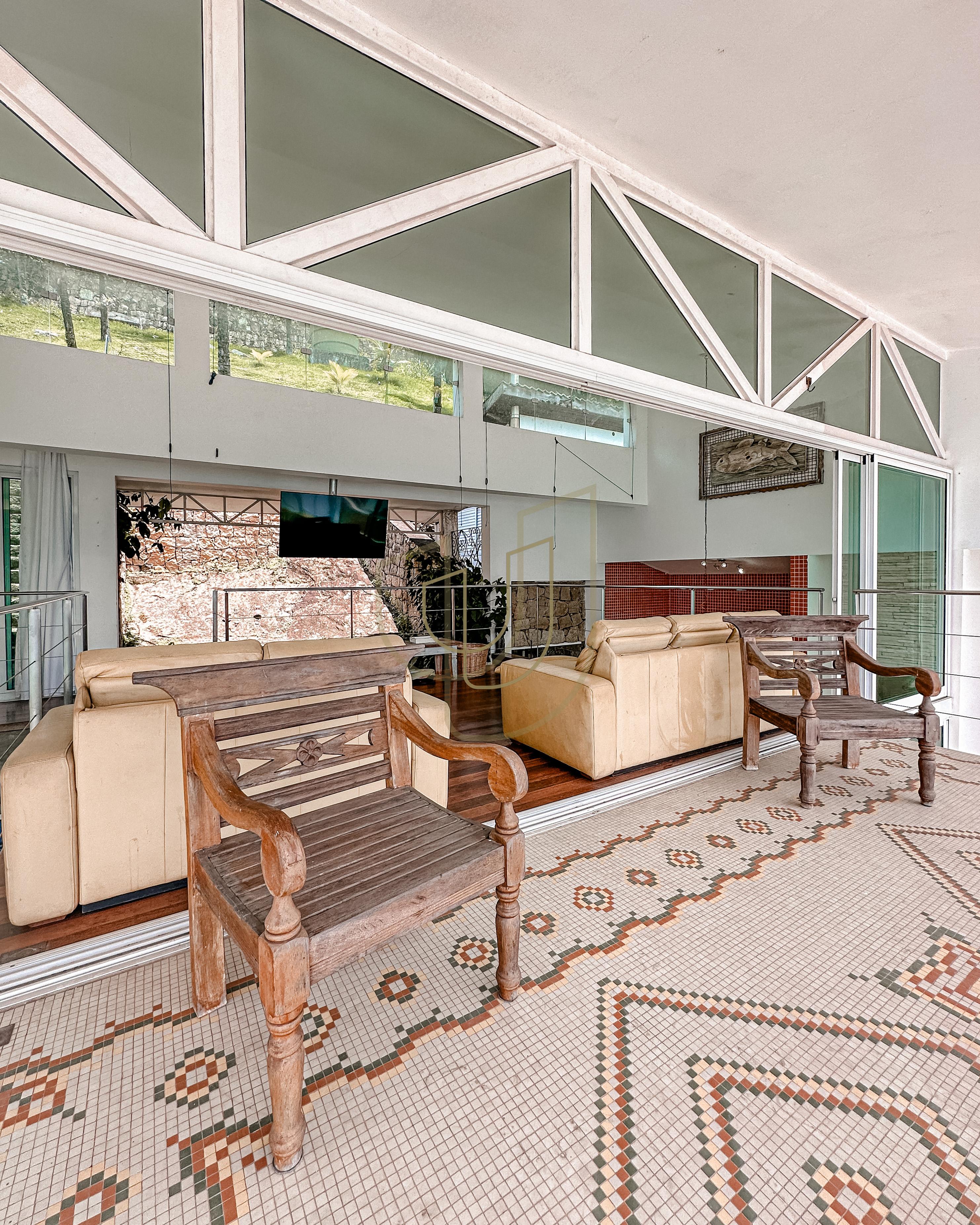 Mans&atilde;o incr&iacute;vel com vista mar e lazer suspenso em Ilhabela/SP  Ilhabela - 