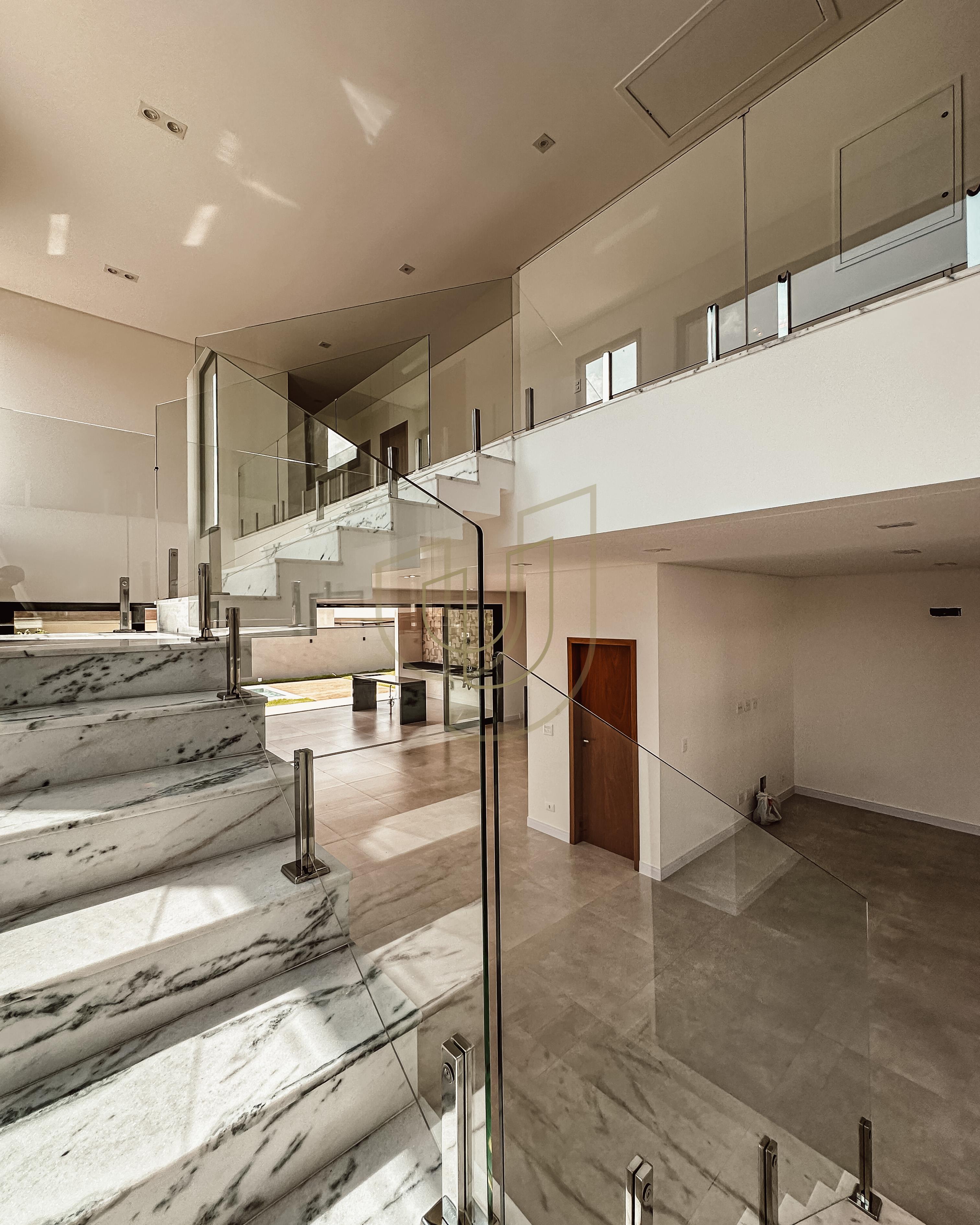 Sobrado sofisticado e moderno com 5 su&iacute;tes no Jardim do Golfe - S&atilde;o Jos&eacute; dos Campos/SP  São José dos Campos - 