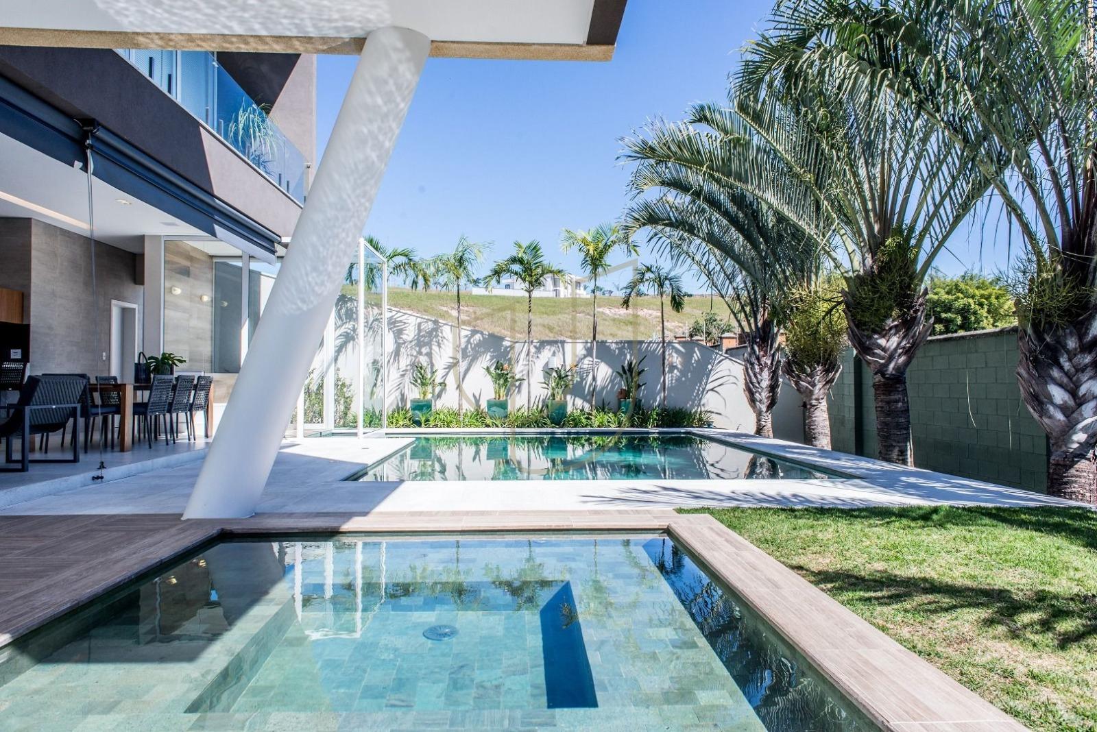 Mans&atilde;o luxosa com projeto contempor&acirc;neo e 3 su&iacute;tes em Alphaville - S&atilde;o Jos&eacute; dos Campos/SP  São José dos Campos - 