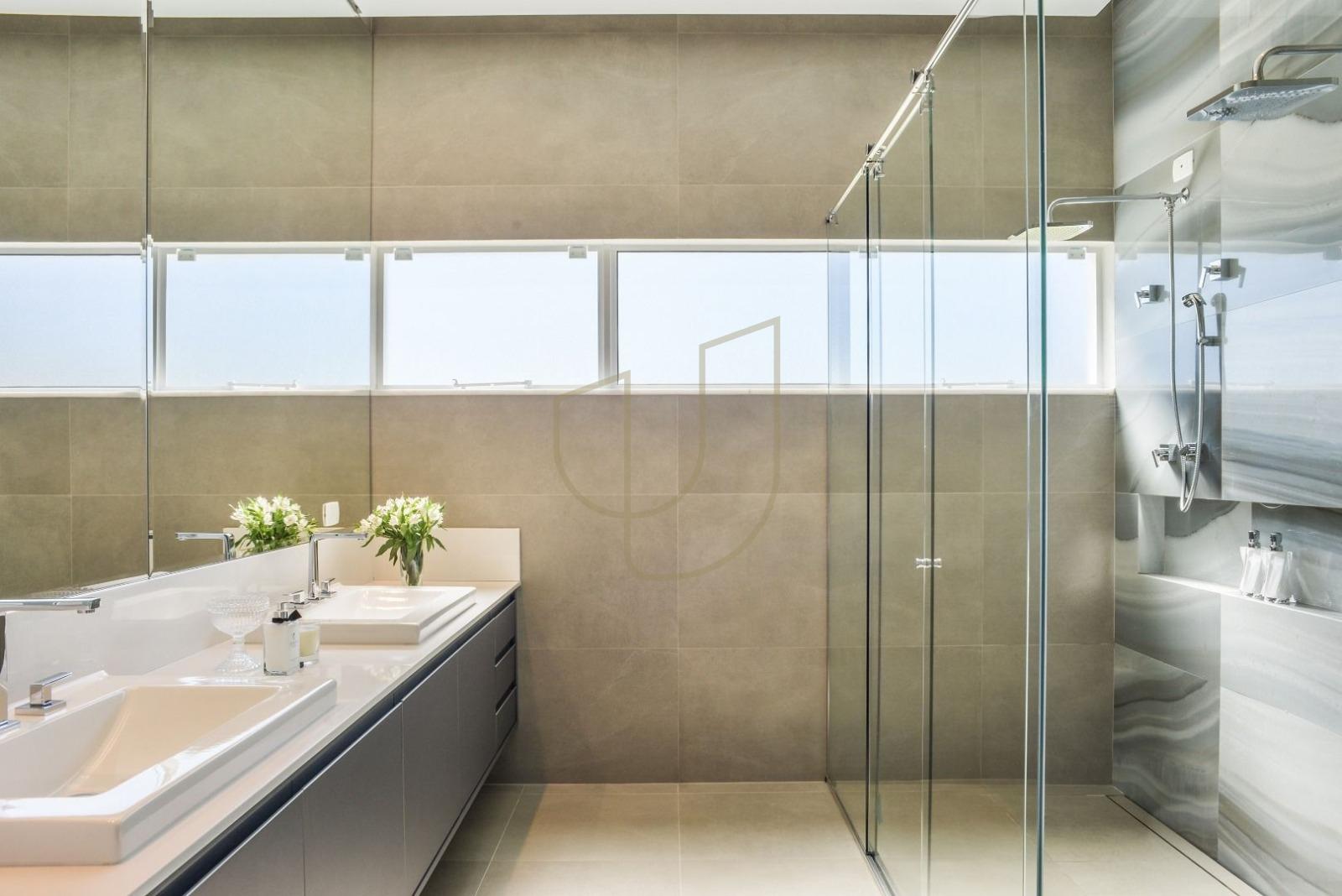 Mans&atilde;o luxosa com projeto contempor&acirc;neo e 3 su&iacute;tes em Alphaville - S&atilde;o Jos&eacute; dos Campos/SP  São José dos Campos - 