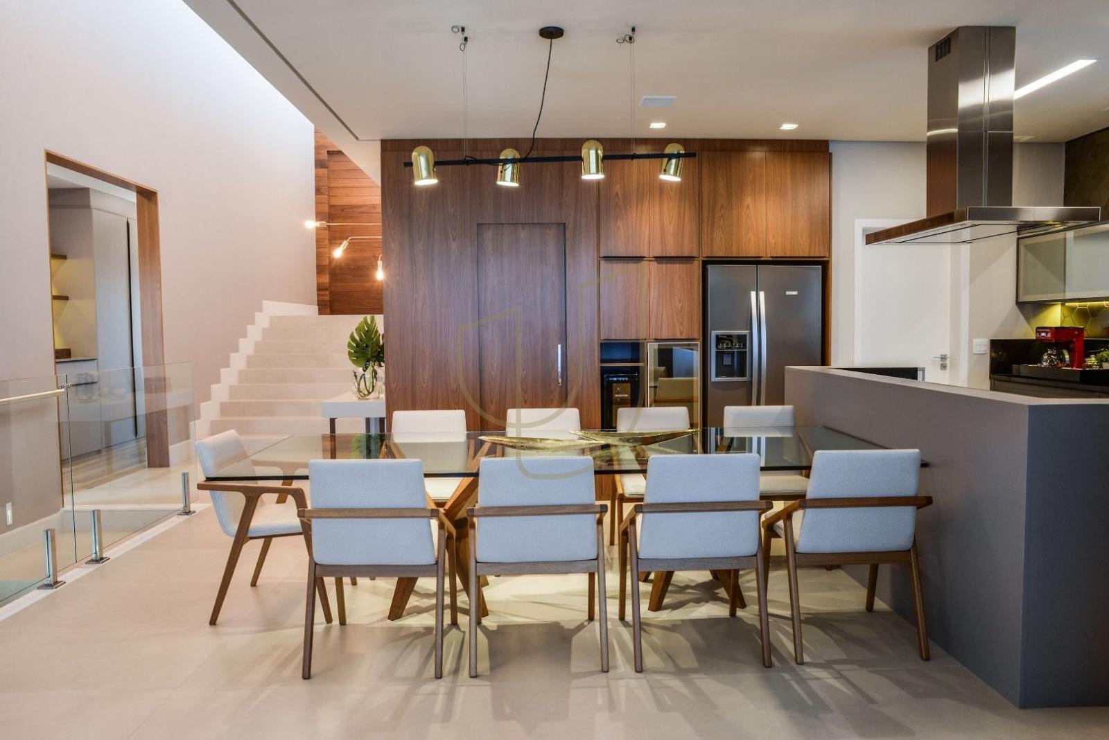 Mans&atilde;o luxosa com projeto contempor&acirc;neo e 3 su&iacute;tes em Alphaville - S&atilde;o Jos&eacute; dos Campos/SP  São José dos Campos - 