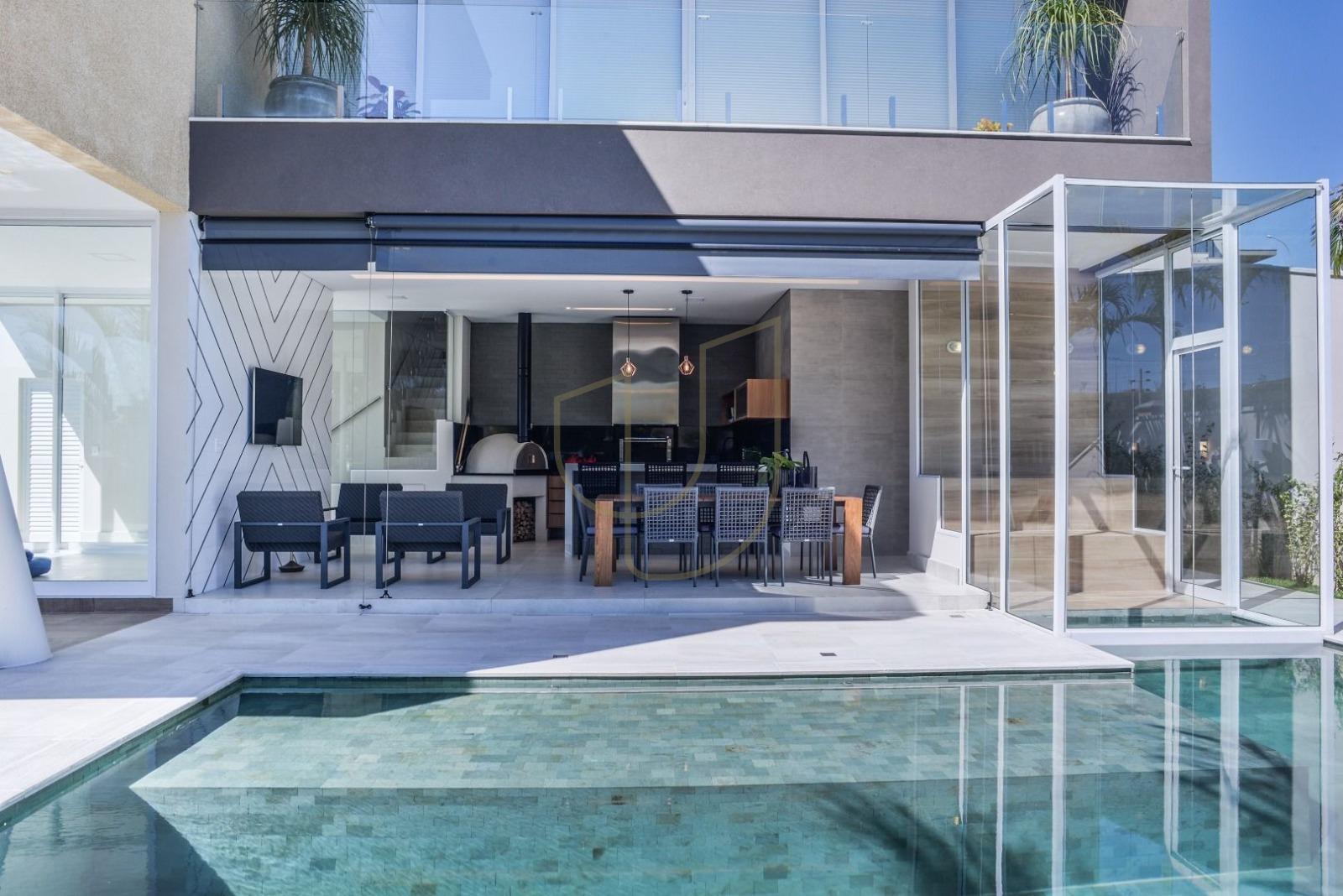 Mans&atilde;o luxosa com projeto contempor&acirc;neo e 3 su&iacute;tes em Alphaville - S&atilde;o Jos&eacute; dos Campos/SP  São José dos Campos - 