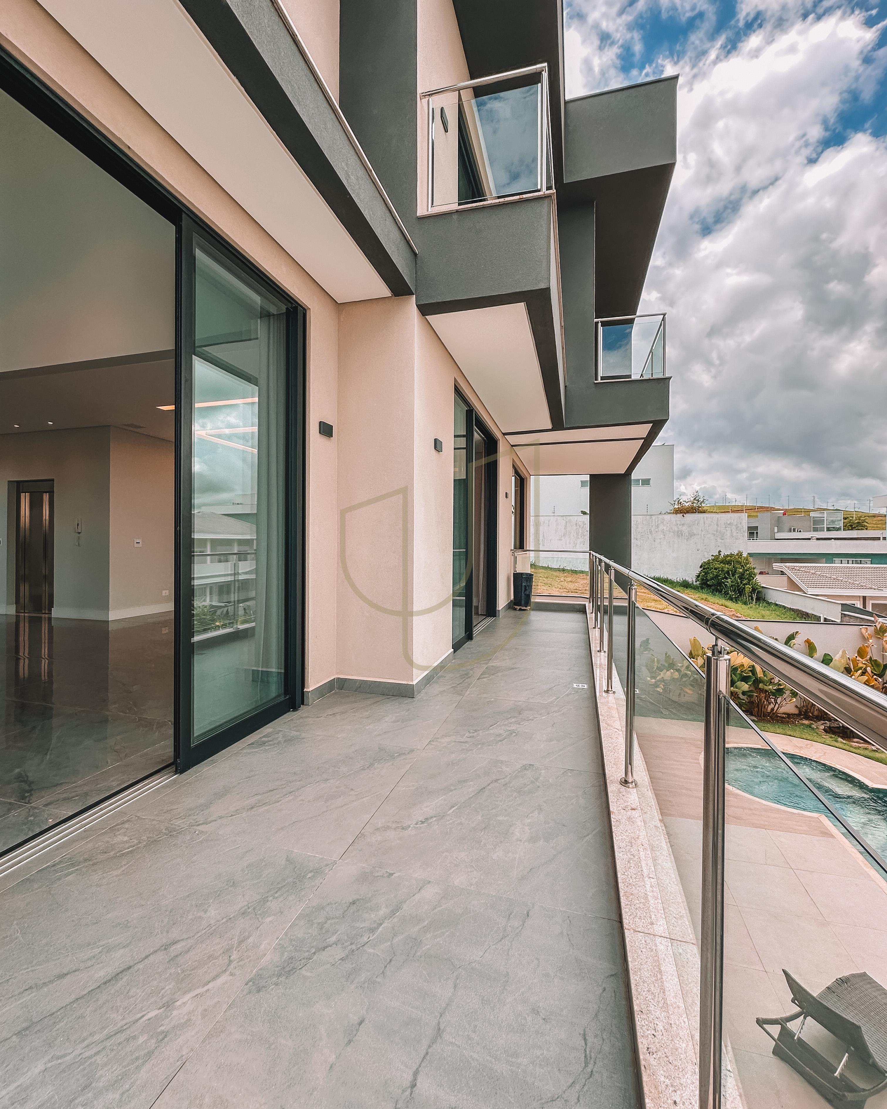 Mans&atilde;o de luxo com projeto contempor&acirc;neo com 5 su&iacute;tes em Urbanova - S&atilde;o Jos&eacute; dos Campos/SP  São José dos Campos - 