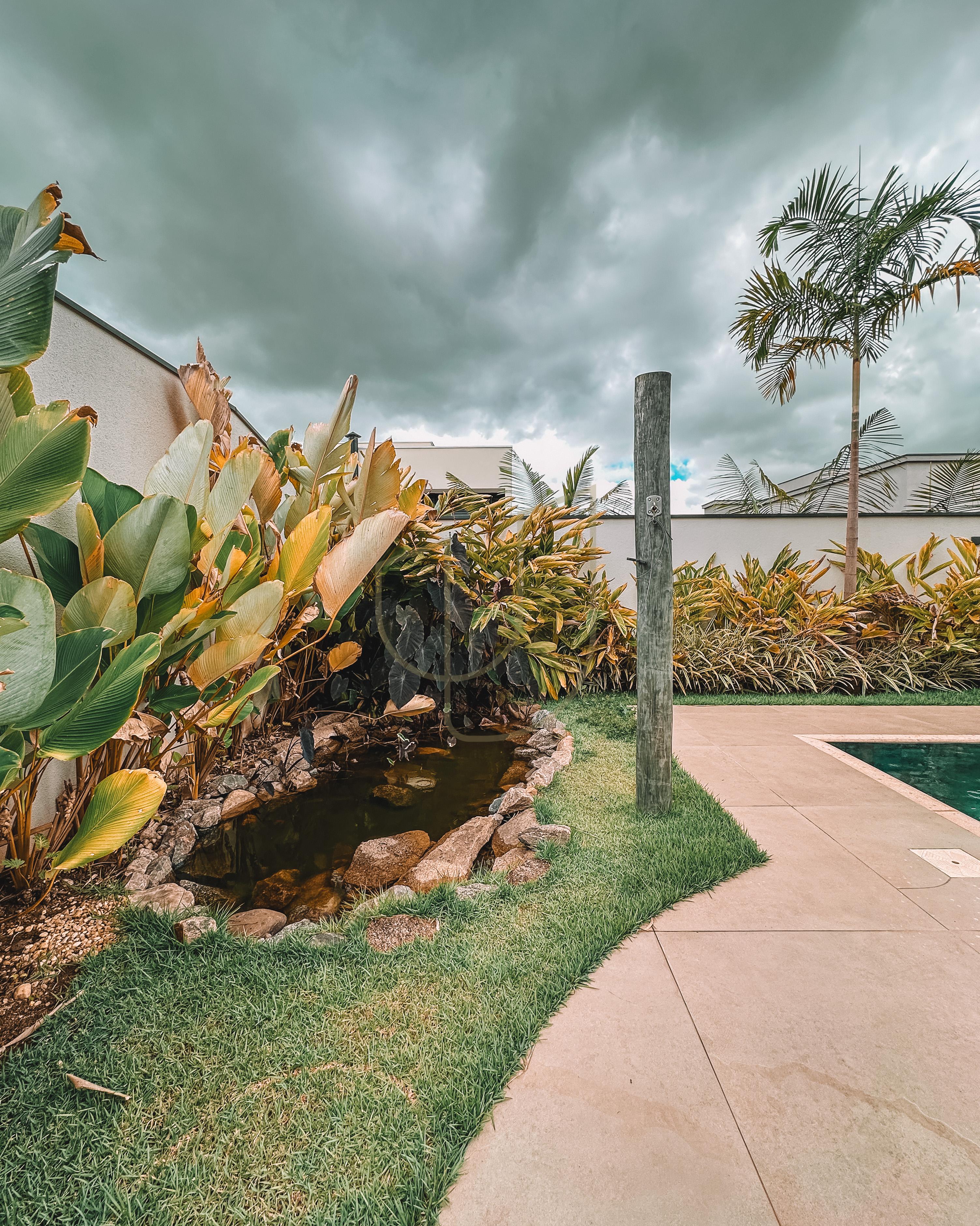 Mans&atilde;o de luxo com projeto contempor&acirc;neo com 5 su&iacute;tes em Urbanova - S&atilde;o Jos&eacute; dos Campos/SP  São José dos Campos - 