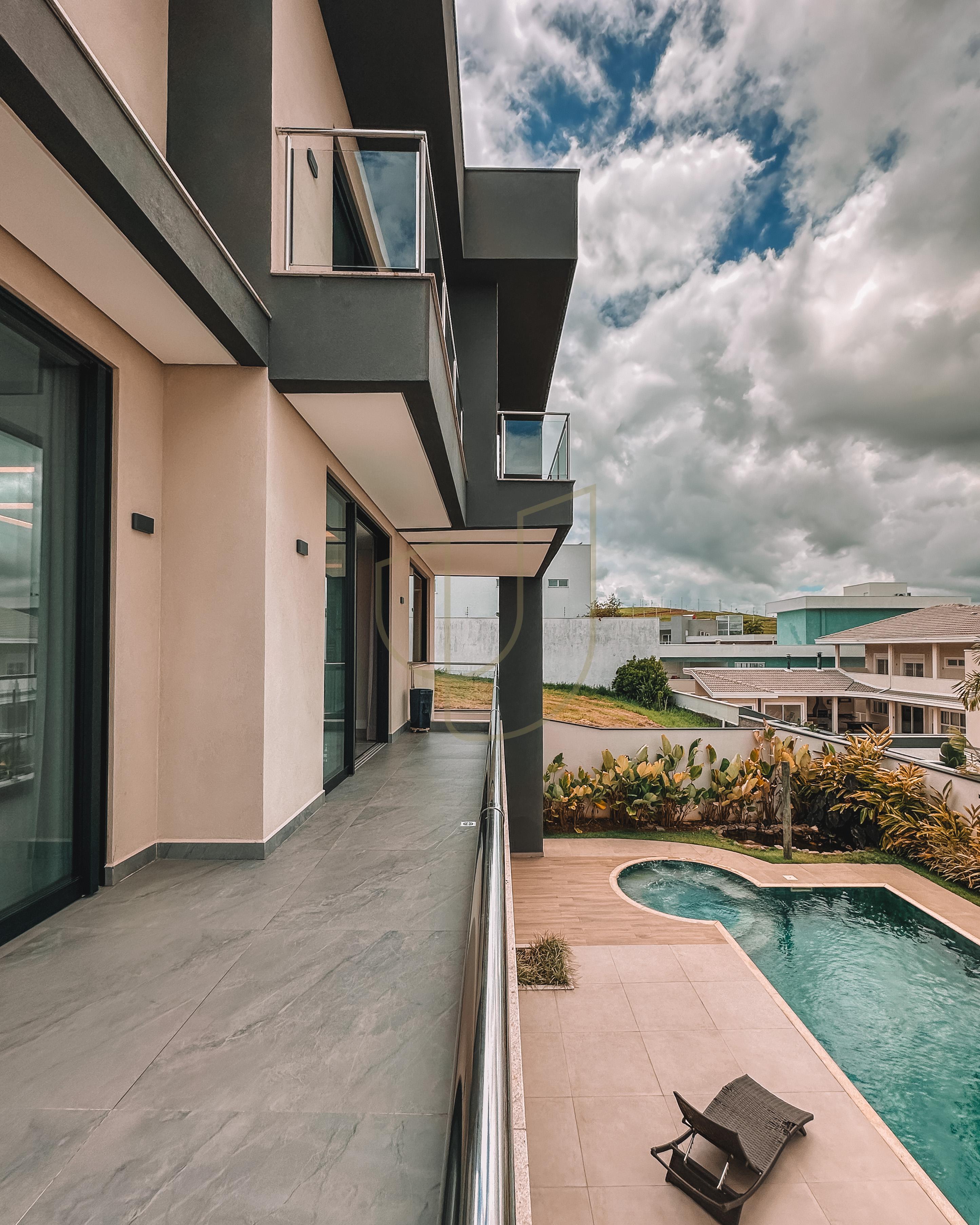 Mans&atilde;o de luxo com projeto contempor&acirc;neo com 5 su&iacute;tes em Urbanova - S&atilde;o Jos&eacute; dos Campos/SP  São José dos Campos - 