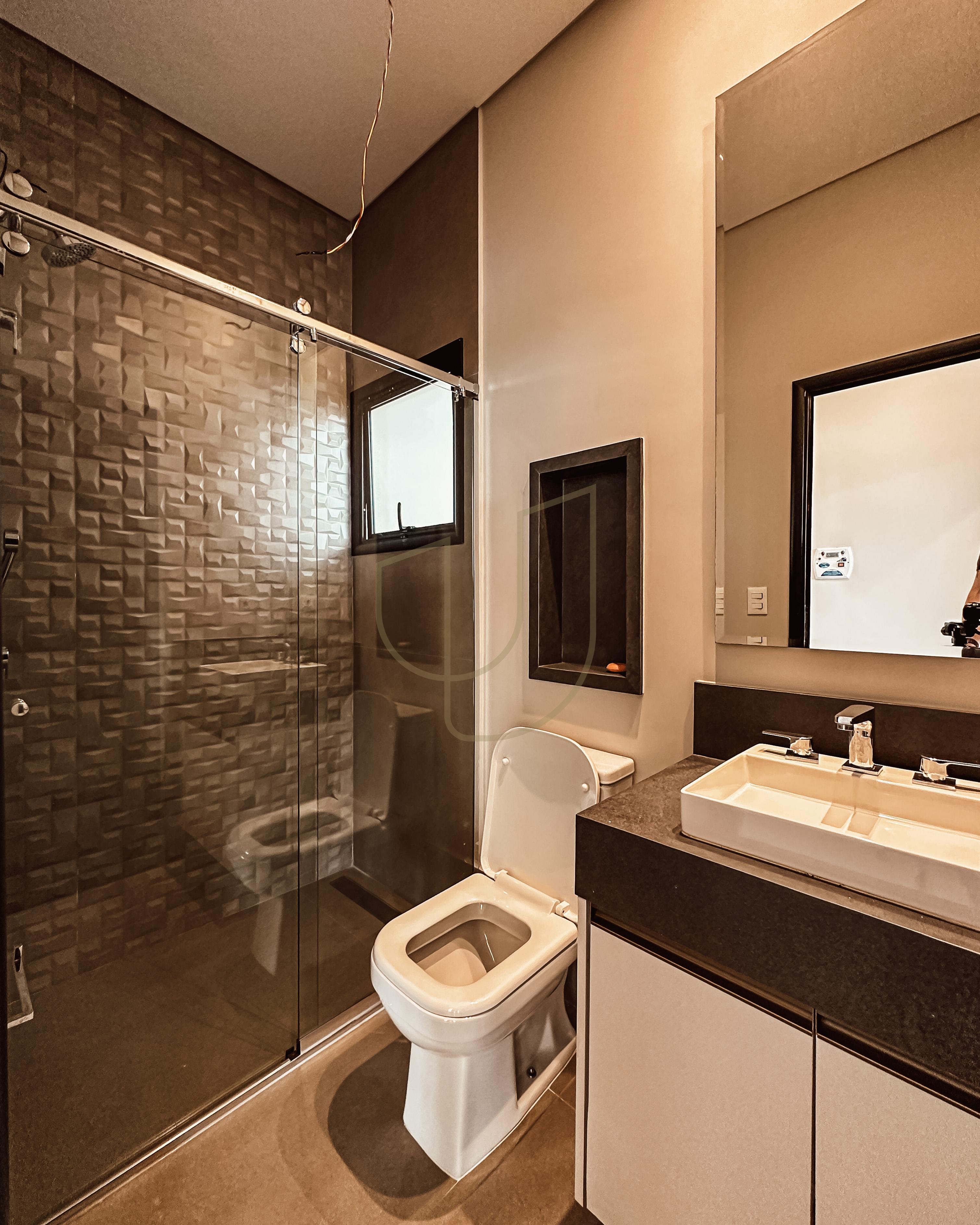 Mans&atilde;o de luxo com projeto contempor&acirc;neo com 5 su&iacute;tes em Urbanova - S&atilde;o Jos&eacute; dos Campos/SP  São José dos Campos - 