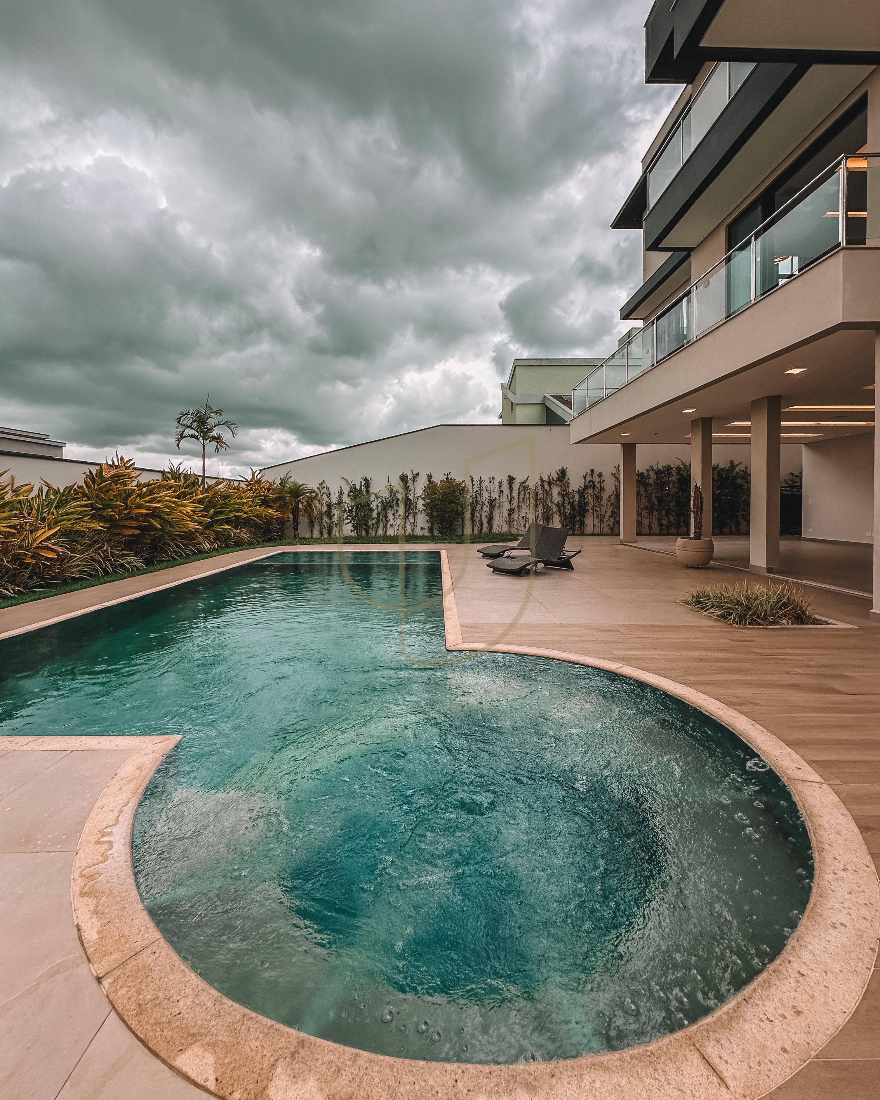 Mans&atilde;o de luxo com projeto contempor&acirc;neo com 5 su&iacute;tes em Urbanova - S&atilde;o Jos&eacute; dos Campos/SP  São José dos Campos - 