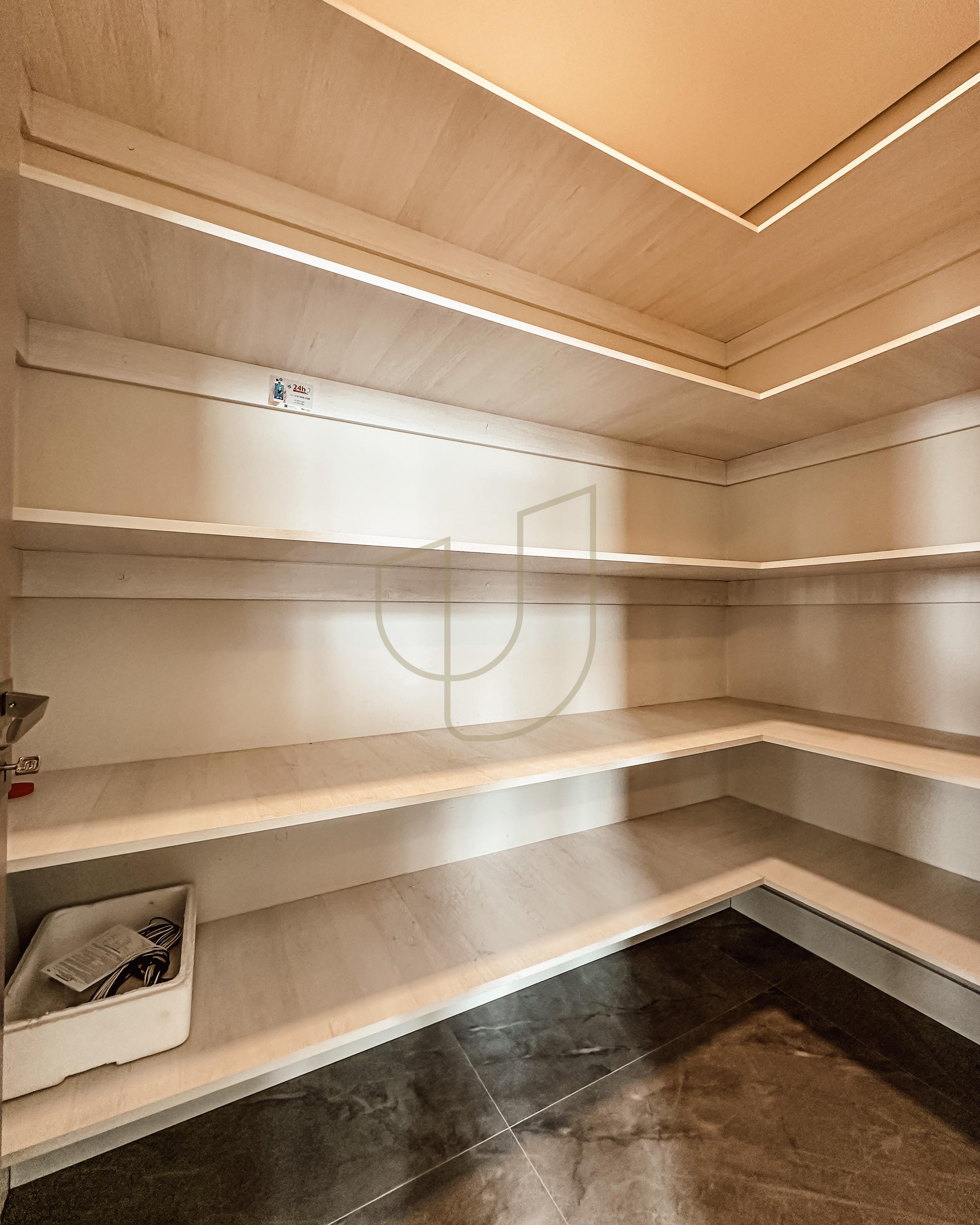 Mans&atilde;o de luxo com projeto contempor&acirc;neo com 5 su&iacute;tes em Urbanova - S&atilde;o Jos&eacute; dos Campos/SP  São José dos Campos - 