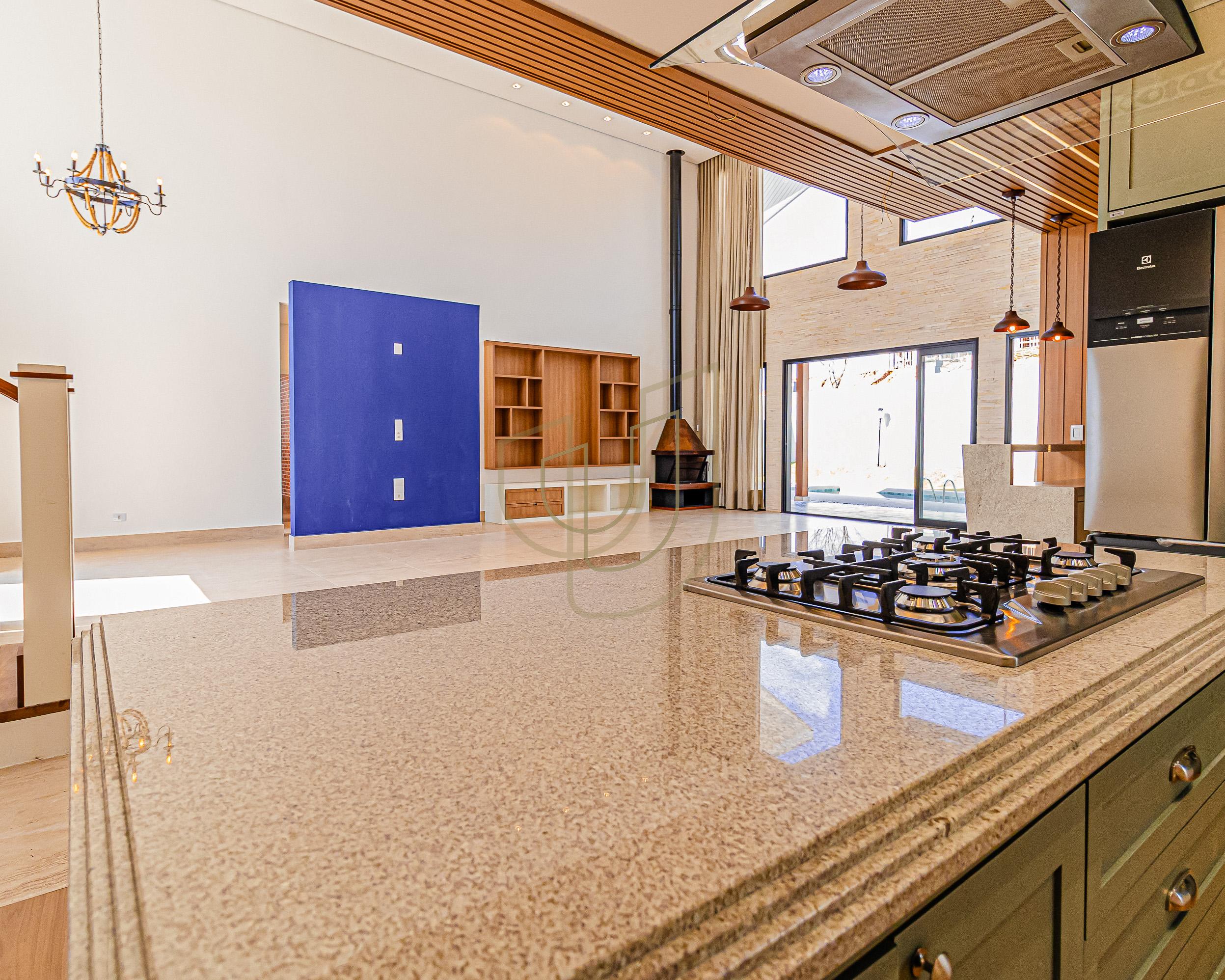 Sobrado rec&eacute;m constru&iacute;do com 4 Quartos Residencial Monte Carlo - S&atilde;o Jos&eacute; dos Campos/SP  São José dos Campos - 