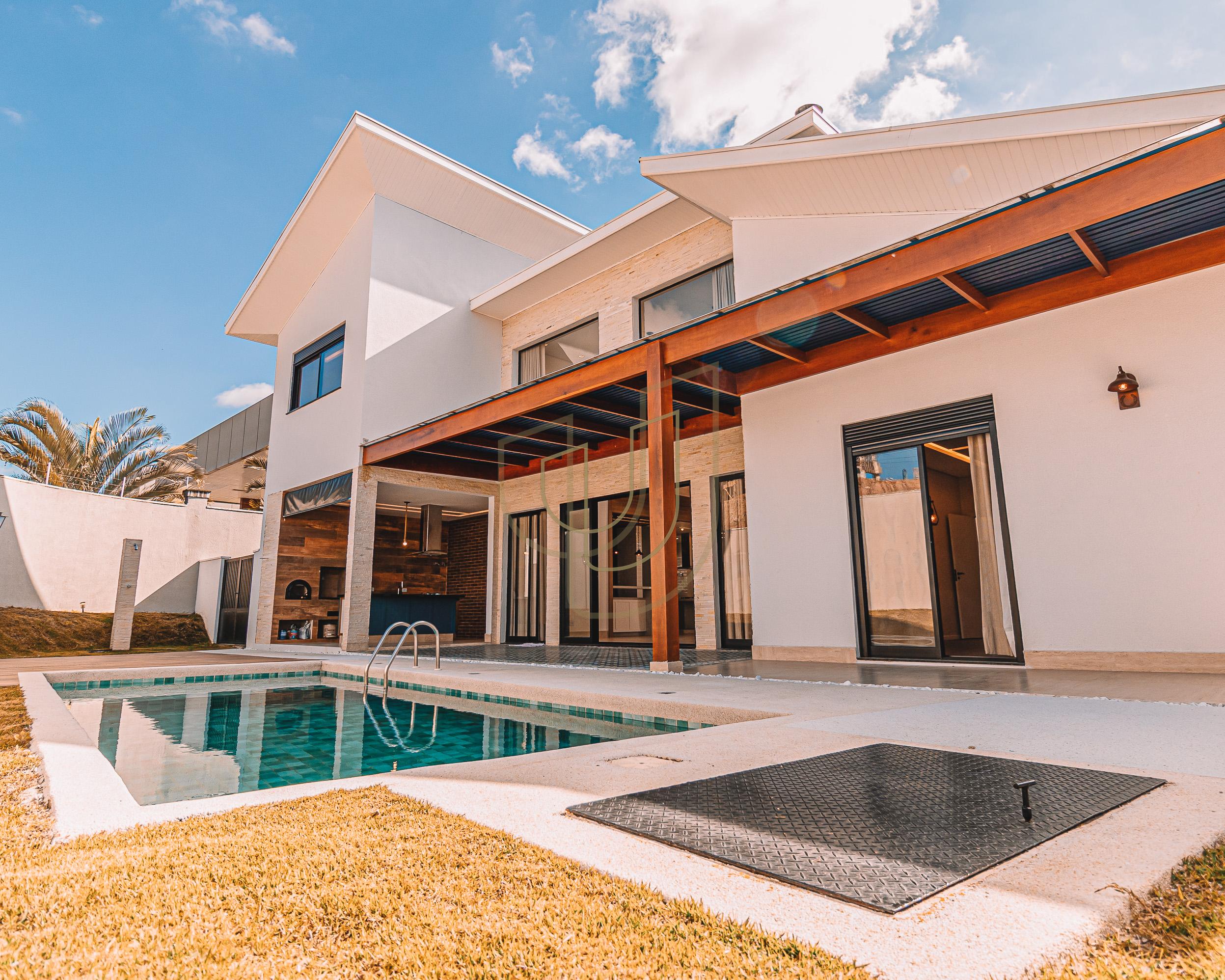 Sobrado rec&eacute;m constru&iacute;do com 4 Quartos Residencial Monte Carlo - S&atilde;o Jos&eacute; dos Campos/SP  São José dos Campos - 