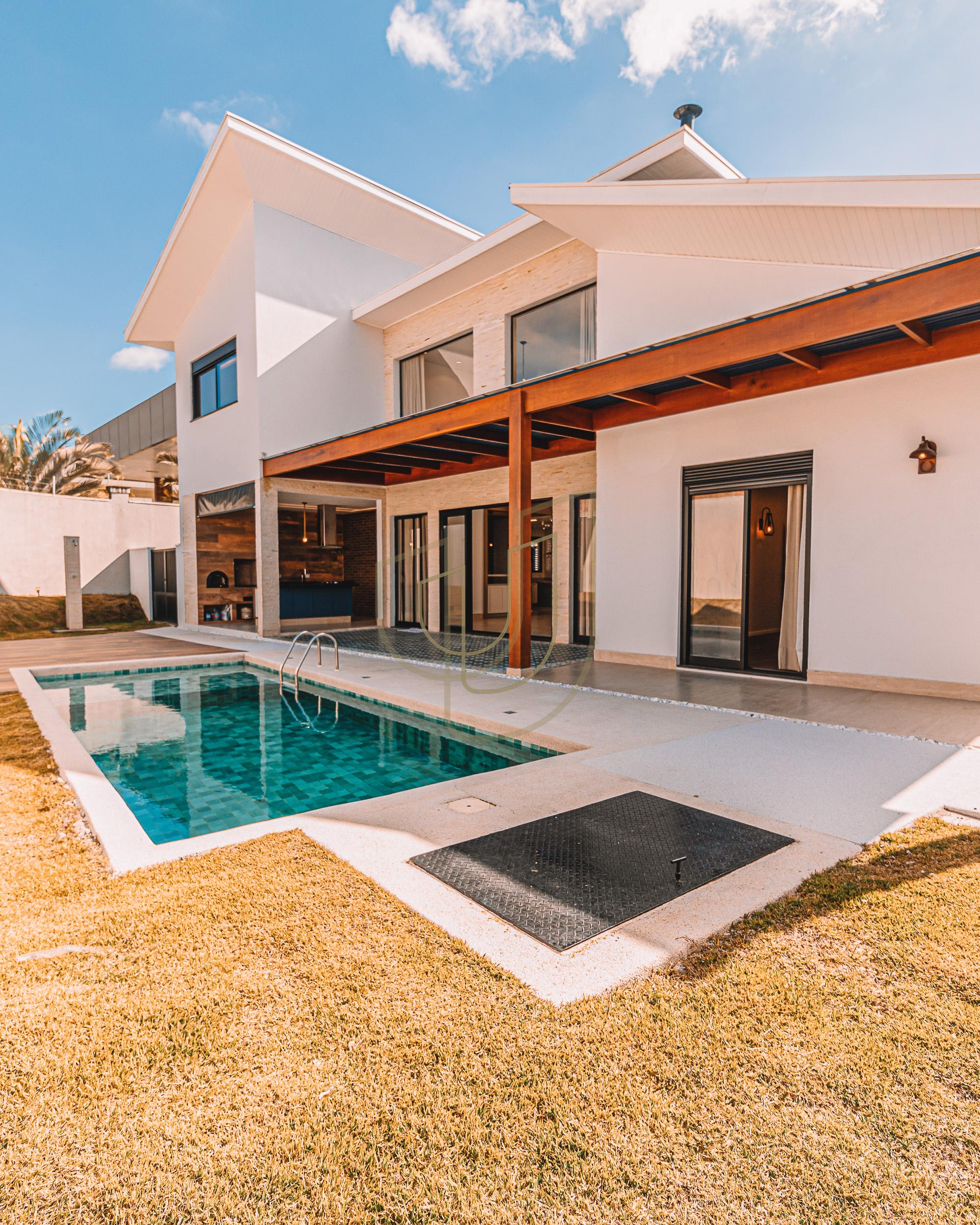 Sobrado rec&eacute;m constru&iacute;do com 4 Quartos Residencial Monte Carlo - S&atilde;o Jos&eacute; dos Campos/SP  São José dos Campos - 