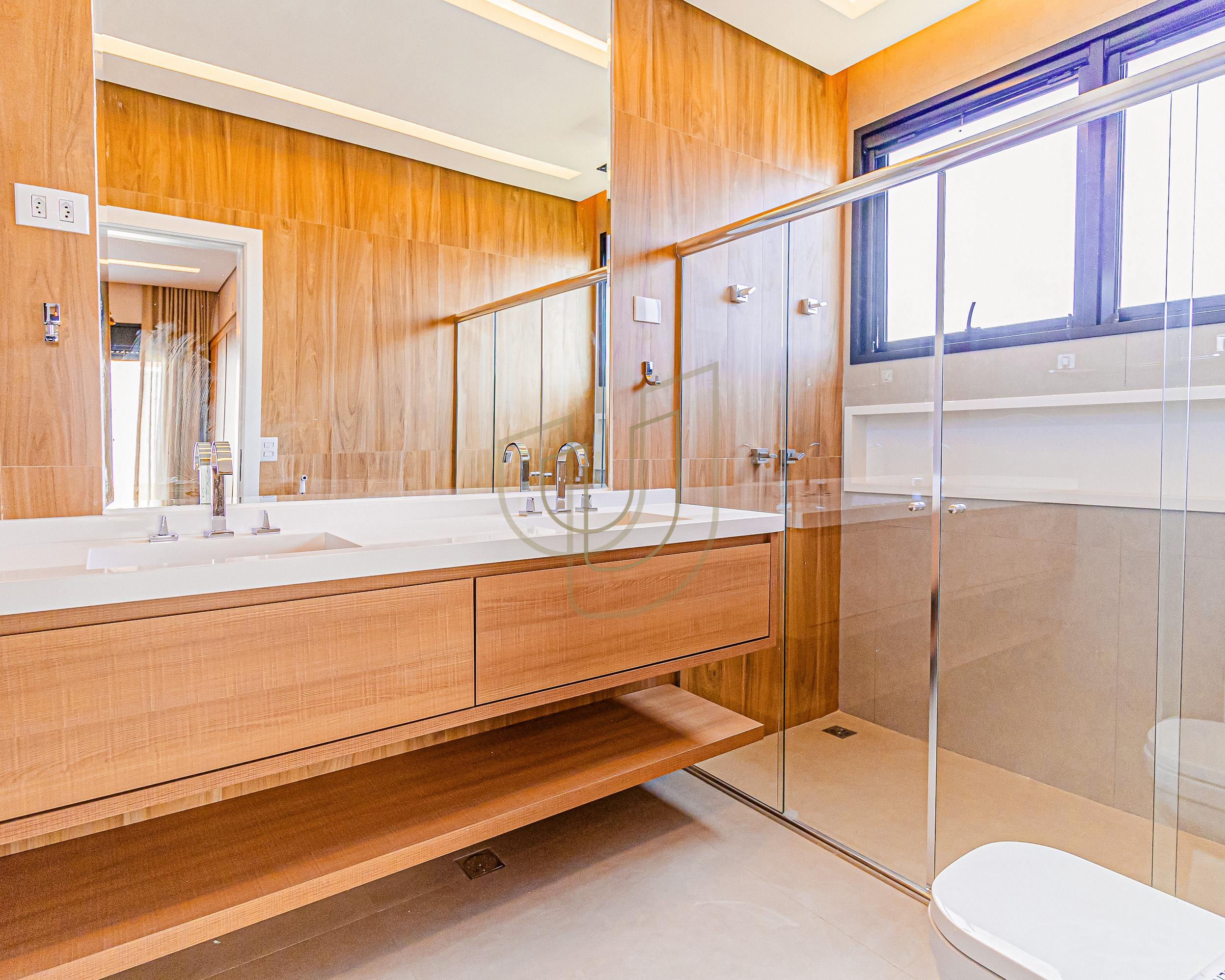 Sobrado rec&eacute;m constru&iacute;do com 4 Quartos Residencial Monte Carlo - S&atilde;o Jos&eacute; dos Campos/SP  São José dos Campos - 