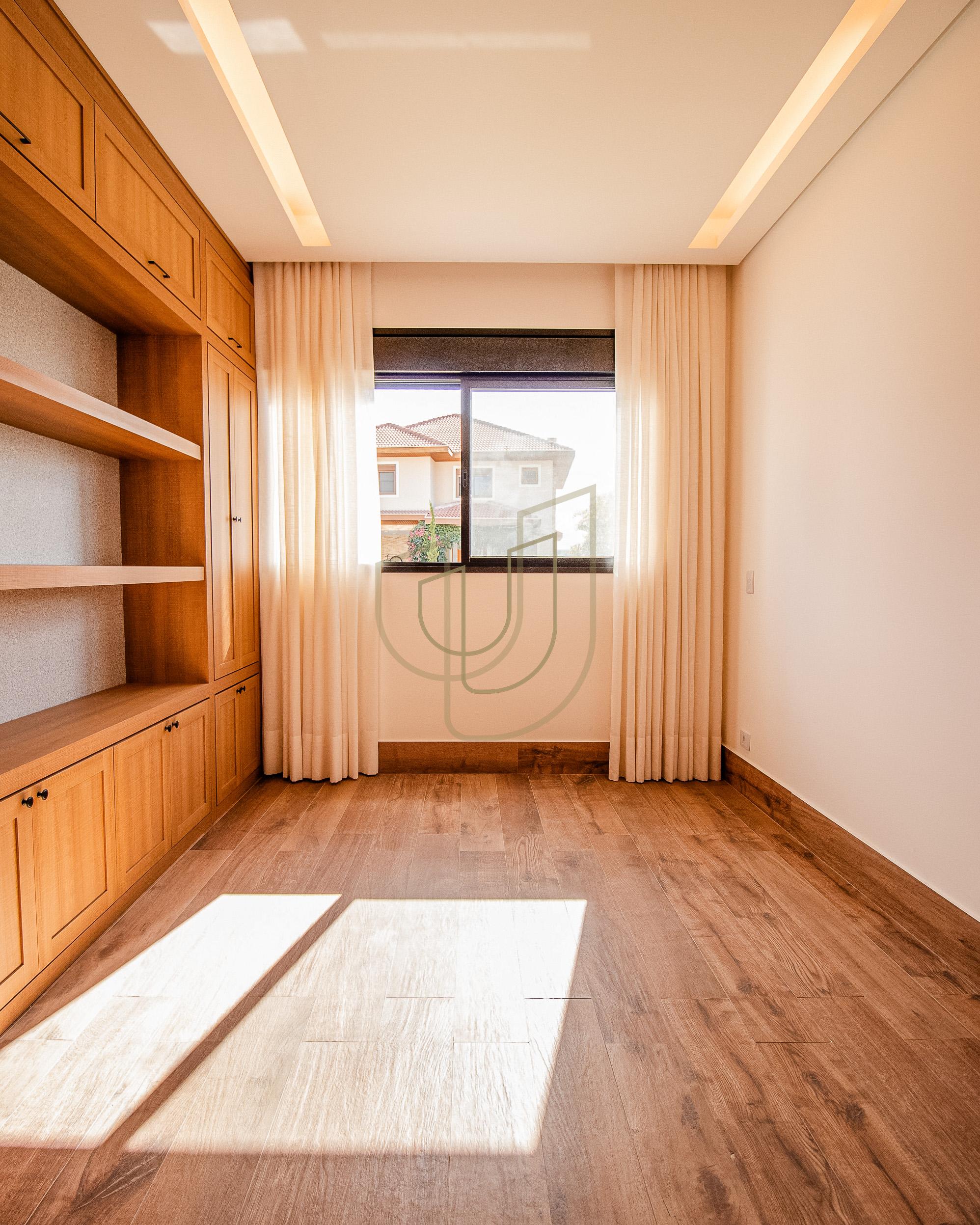 Sobrado rec&eacute;m constru&iacute;do com 4 Quartos Residencial Monte Carlo - S&atilde;o Jos&eacute; dos Campos/SP  São José dos Campos - 