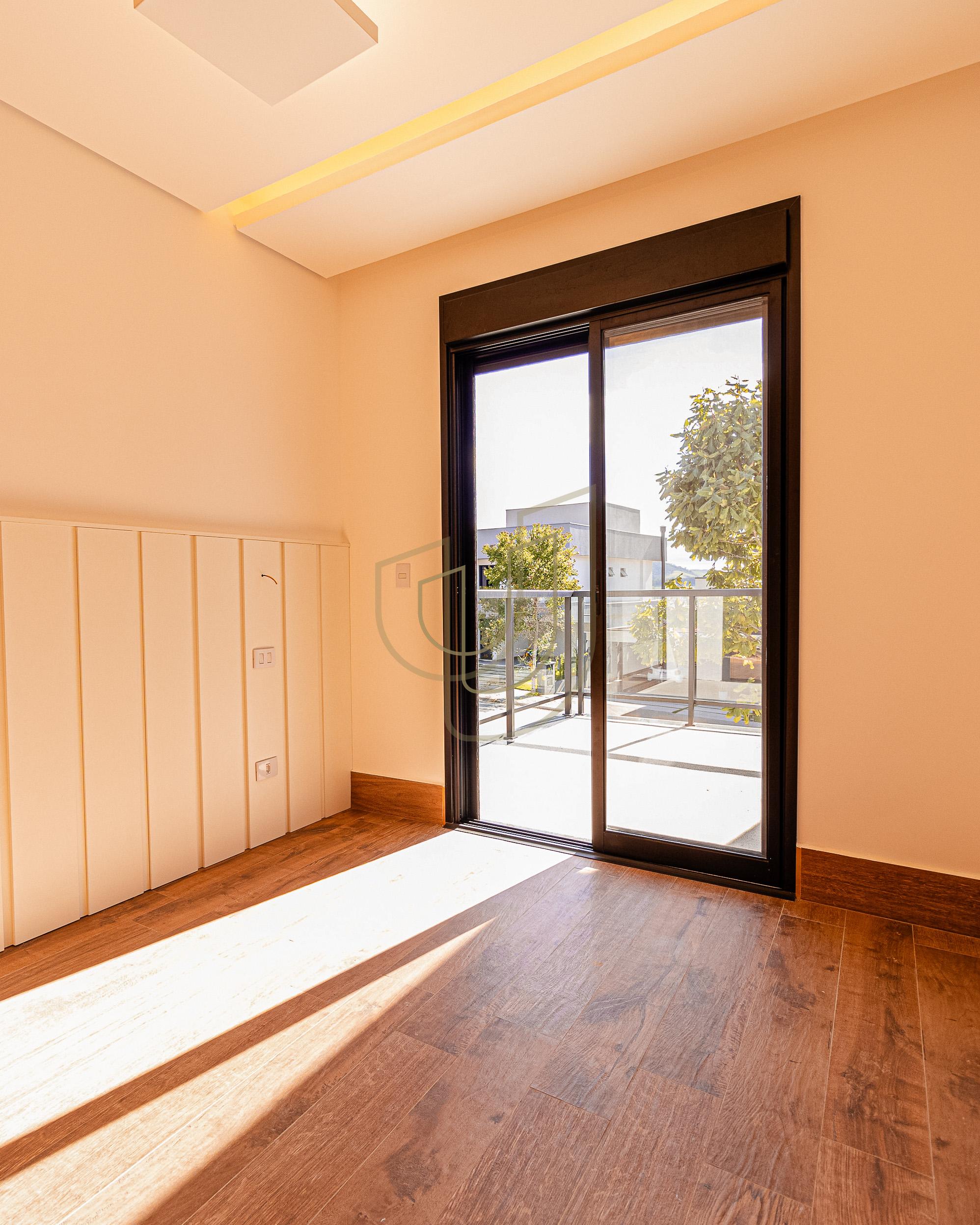 Sobrado rec&eacute;m constru&iacute;do com 4 Quartos Residencial Monte Carlo - S&atilde;o Jos&eacute; dos Campos/SP  São José dos Campos - 