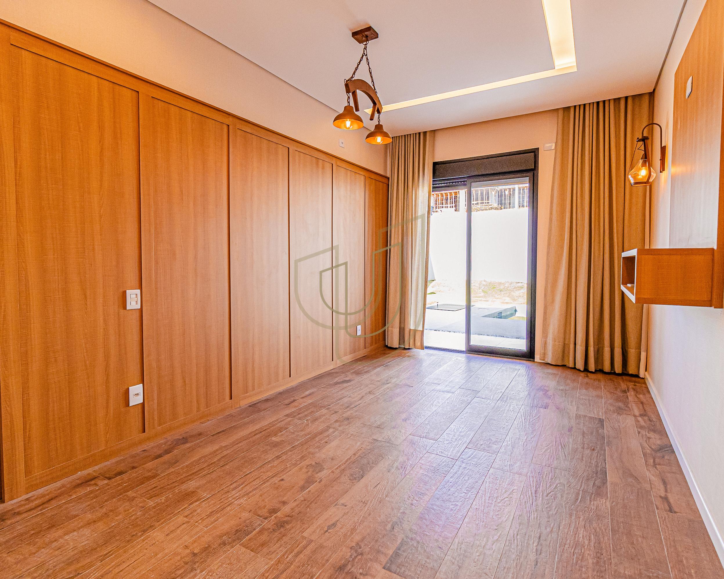 Sobrado rec&eacute;m constru&iacute;do com 4 Quartos Residencial Monte Carlo - S&atilde;o Jos&eacute; dos Campos/SP  São José dos Campos - 