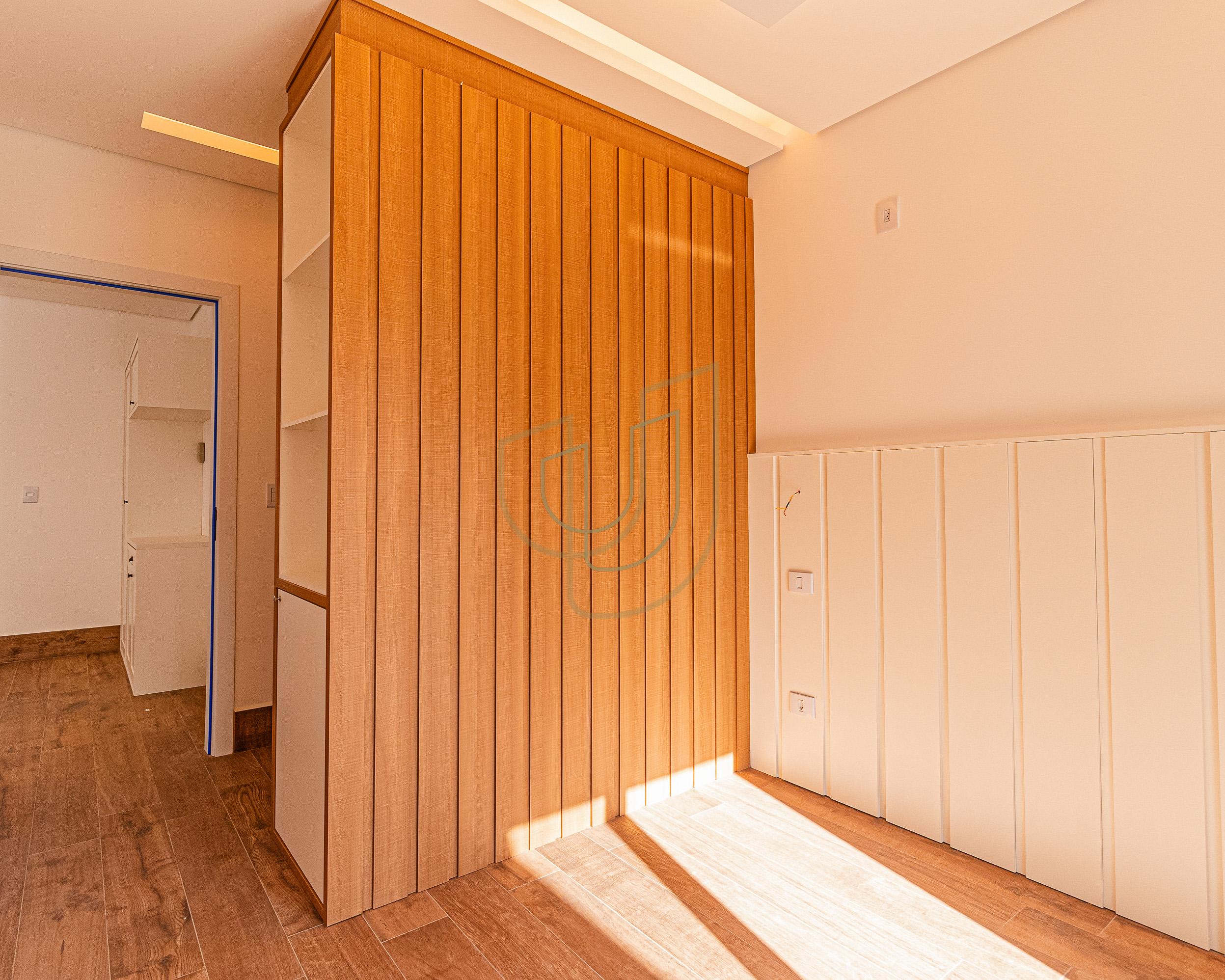 Sobrado rec&eacute;m constru&iacute;do com 4 Quartos Residencial Monte Carlo - S&atilde;o Jos&eacute; dos Campos/SP  São José dos Campos - 