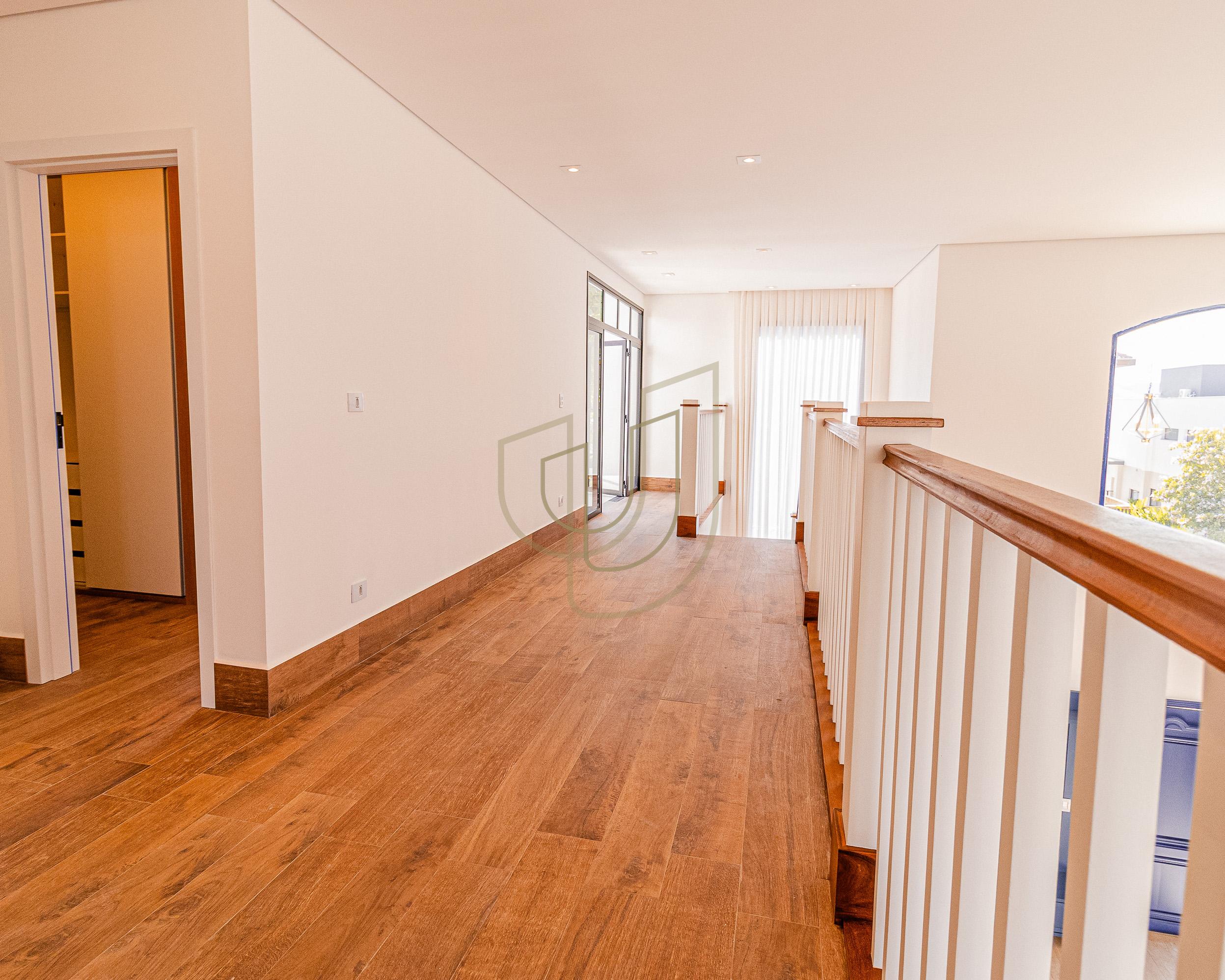 Sobrado rec&eacute;m constru&iacute;do com 4 Quartos Residencial Monte Carlo - S&atilde;o Jos&eacute; dos Campos/SP  São José dos Campos - 