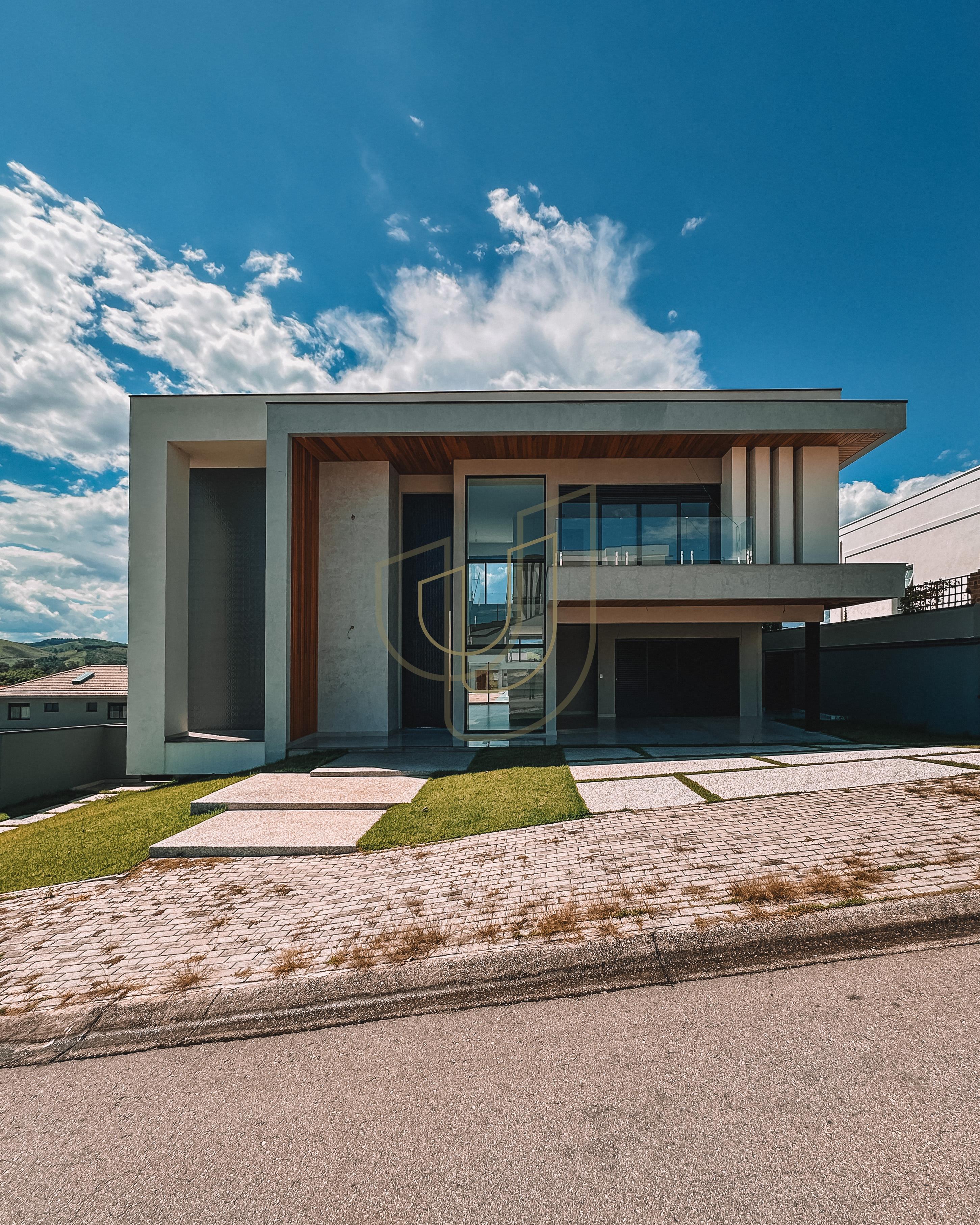 Sobrado sofisticado com vista &uacute;nica e com 4 su&iacute;tes em Urbanova - S&atilde;o Jos&eacute; dos Campos/SP  São José dos Campos - 