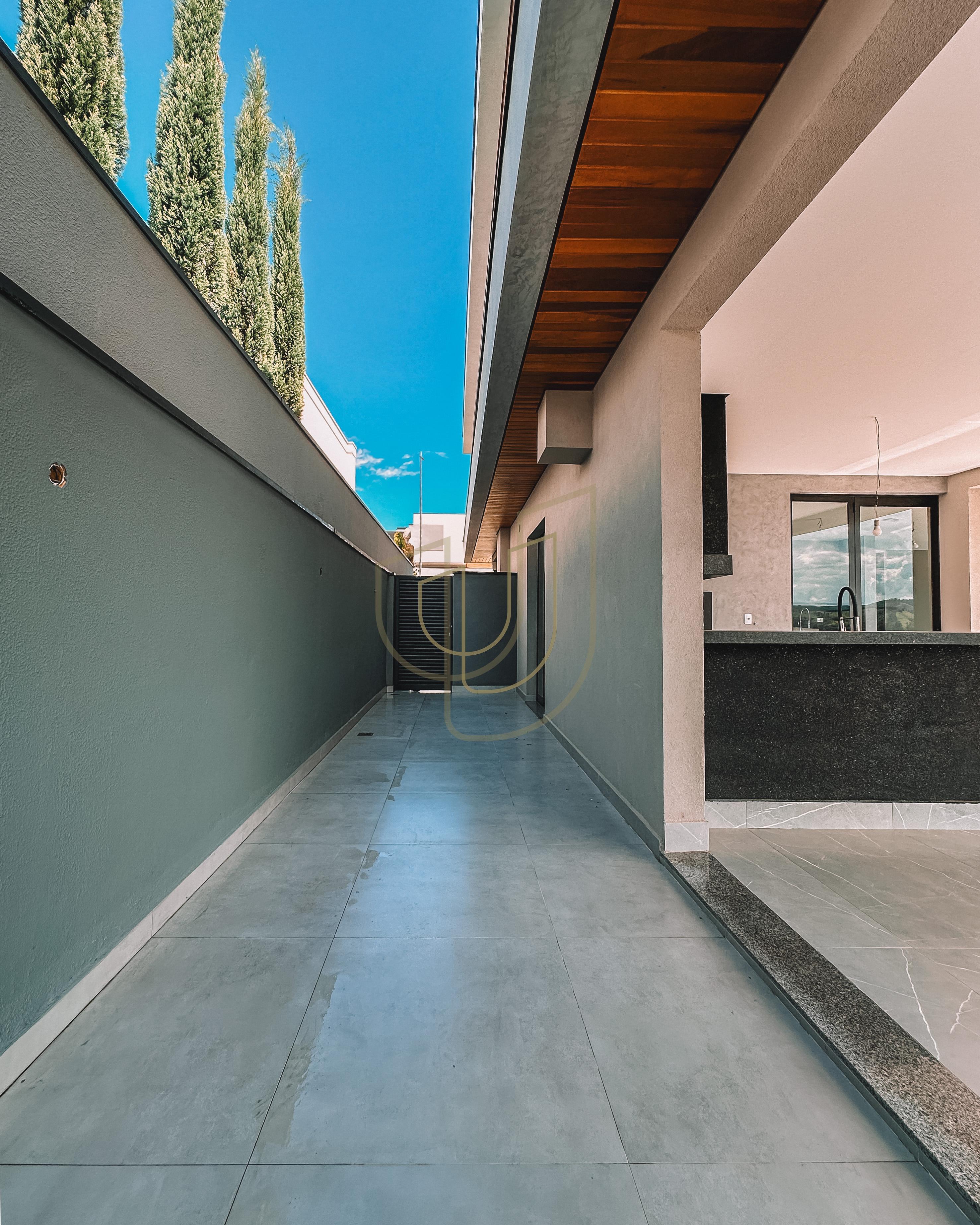 Sobrado sofisticado com vista &uacute;nica e com 4 su&iacute;tes em Urbanova - S&atilde;o Jos&eacute; dos Campos/SP  São José dos Campos - 