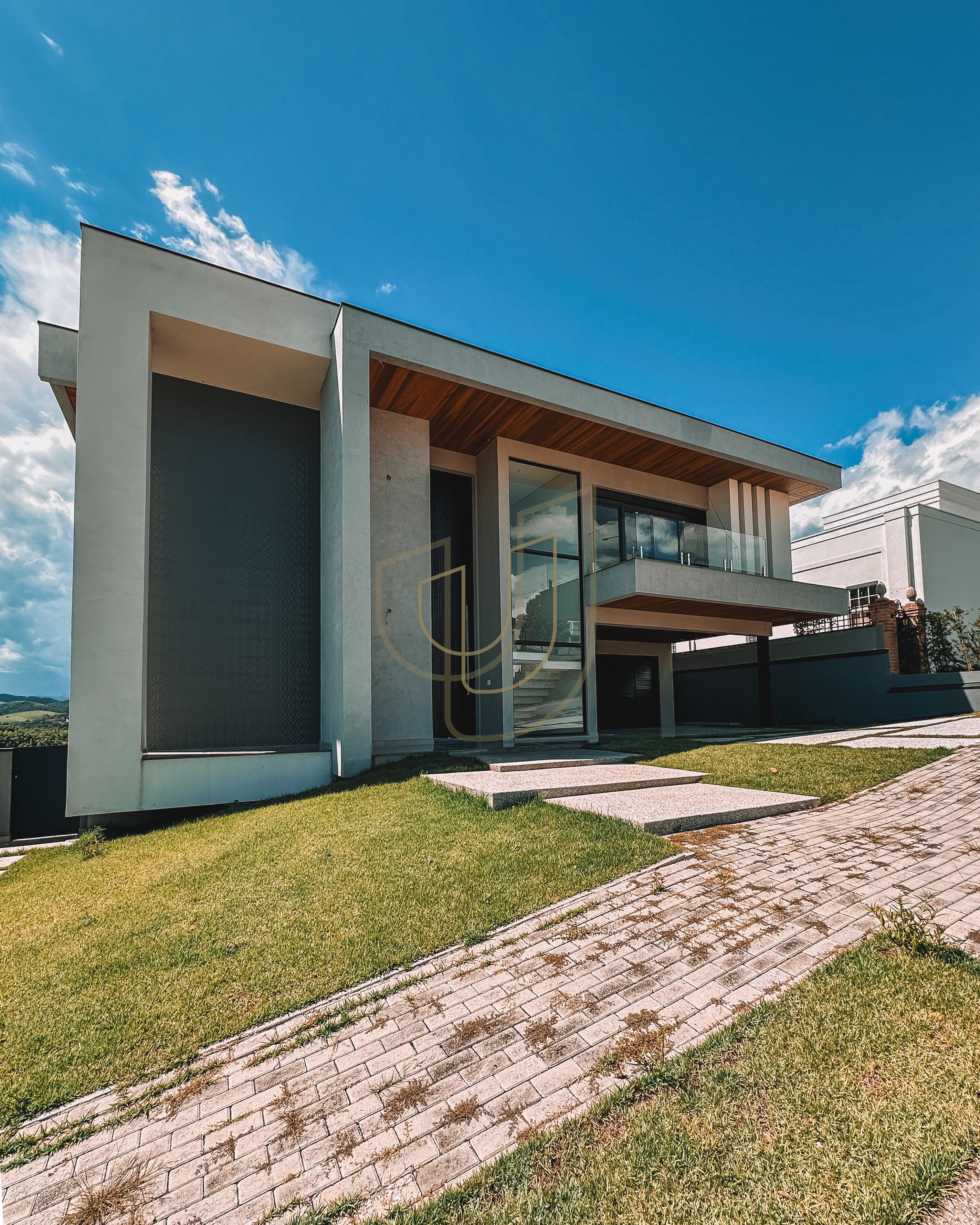 Sobrado sofisticado com vista &uacute;nica e com 4 su&iacute;tes em Urbanova - S&atilde;o Jos&eacute; dos Campos/SP  São José dos Campos - 